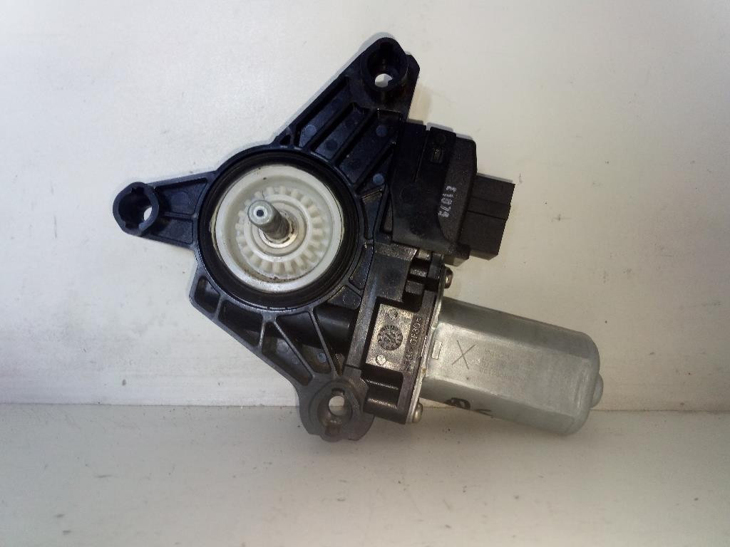 Motorino Alzacristallo Porta Post. Sinistro A2469063100 Usato