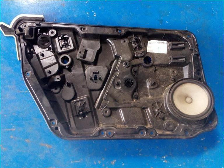 Alzacristallo Elettr. Porta Ant. Sinistro A1767230214 Usato