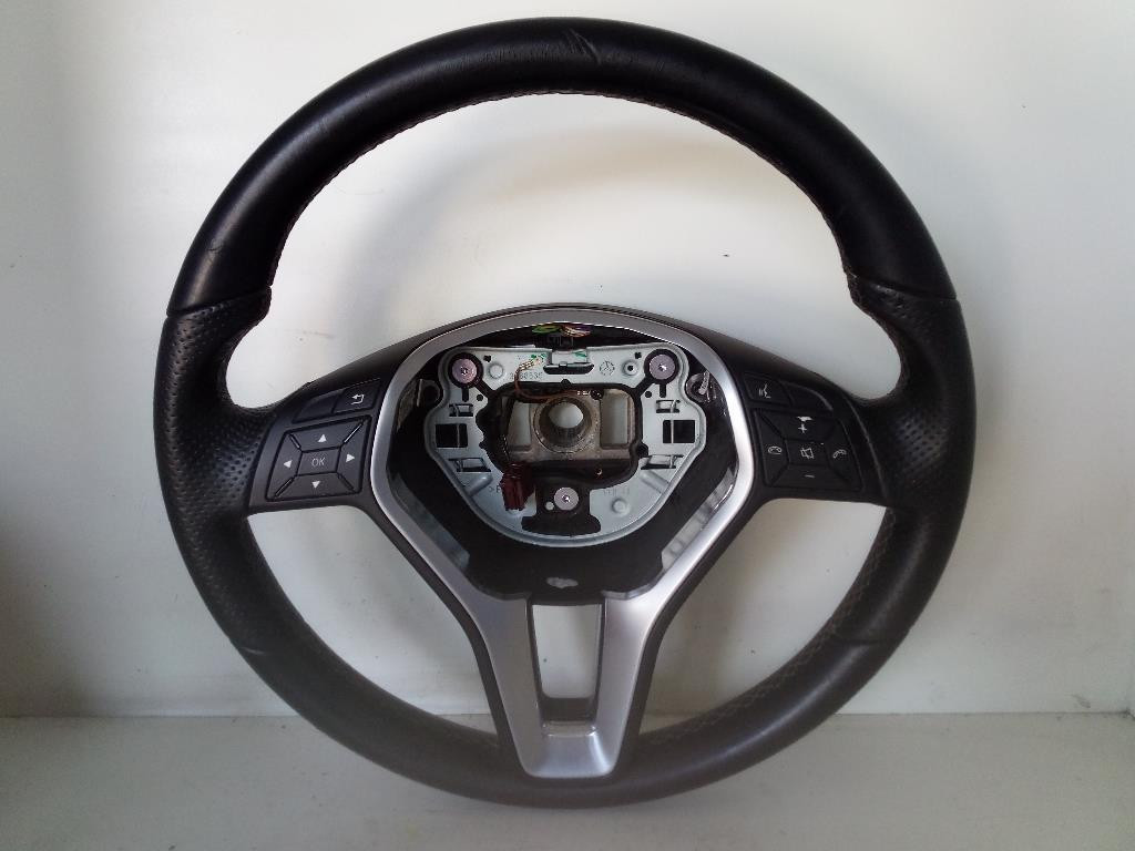 Volante a2184601918 Usato