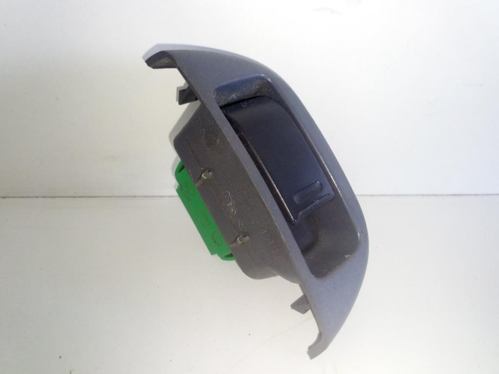 Interruttore Alzacristalli Porta Ant. Destro 74231-0H010 Usato