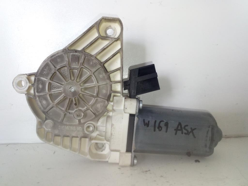 Motorino Alzacristallo Porta Ant. Sinistro A1698201742 Usato