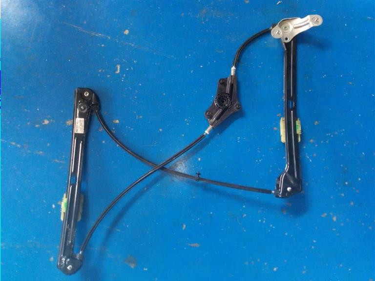 Alzacristallo Elettr. Porta Ant. Destro 5G3837462G Usato