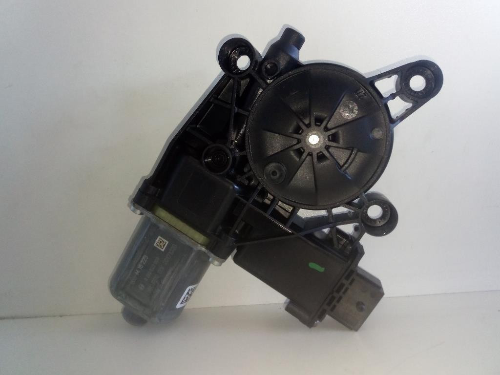 Motorino Alzacristallo Porta Ant. Sinistro 0130822069 Usato