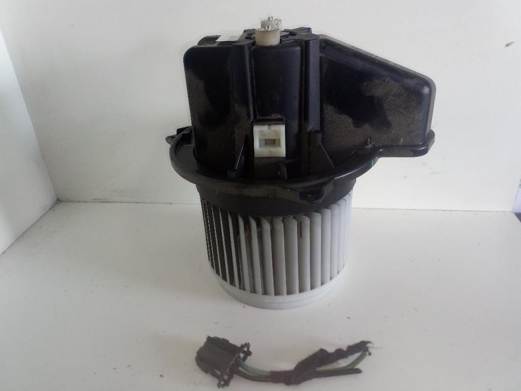 Ventola Motorino Ventilazione Abitacolo 77368879 Usato