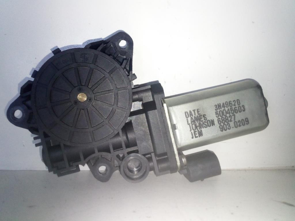 Motorino Alzacristallo Porta Ant. Destro 50045603 Usato