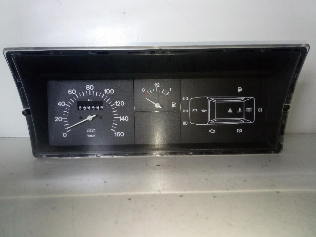 Quadro Strumenti Compl. 46784110 Usato
