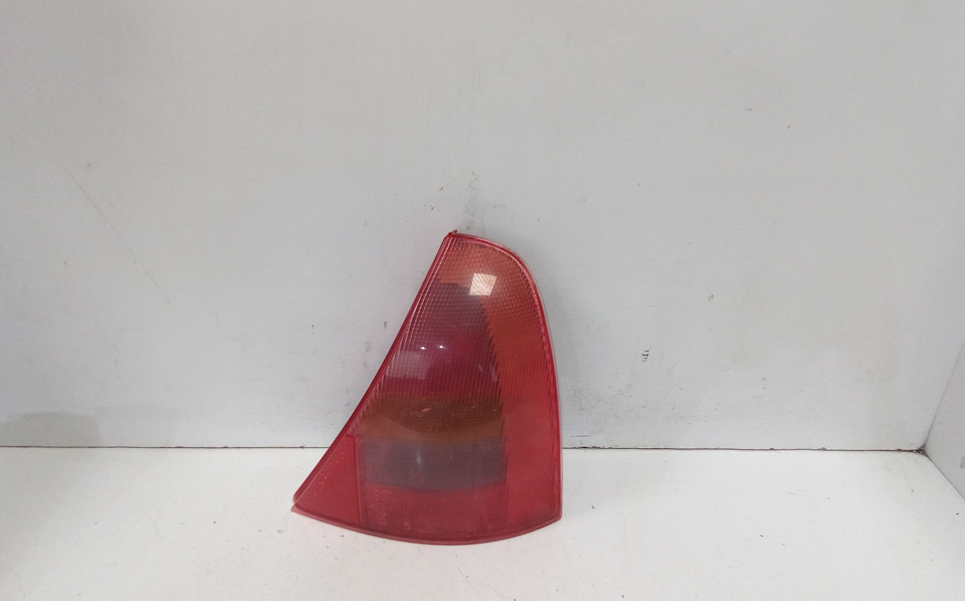 Stop fanale posteriore Destro Passeggero RENAULT Clio Serie (99>01)