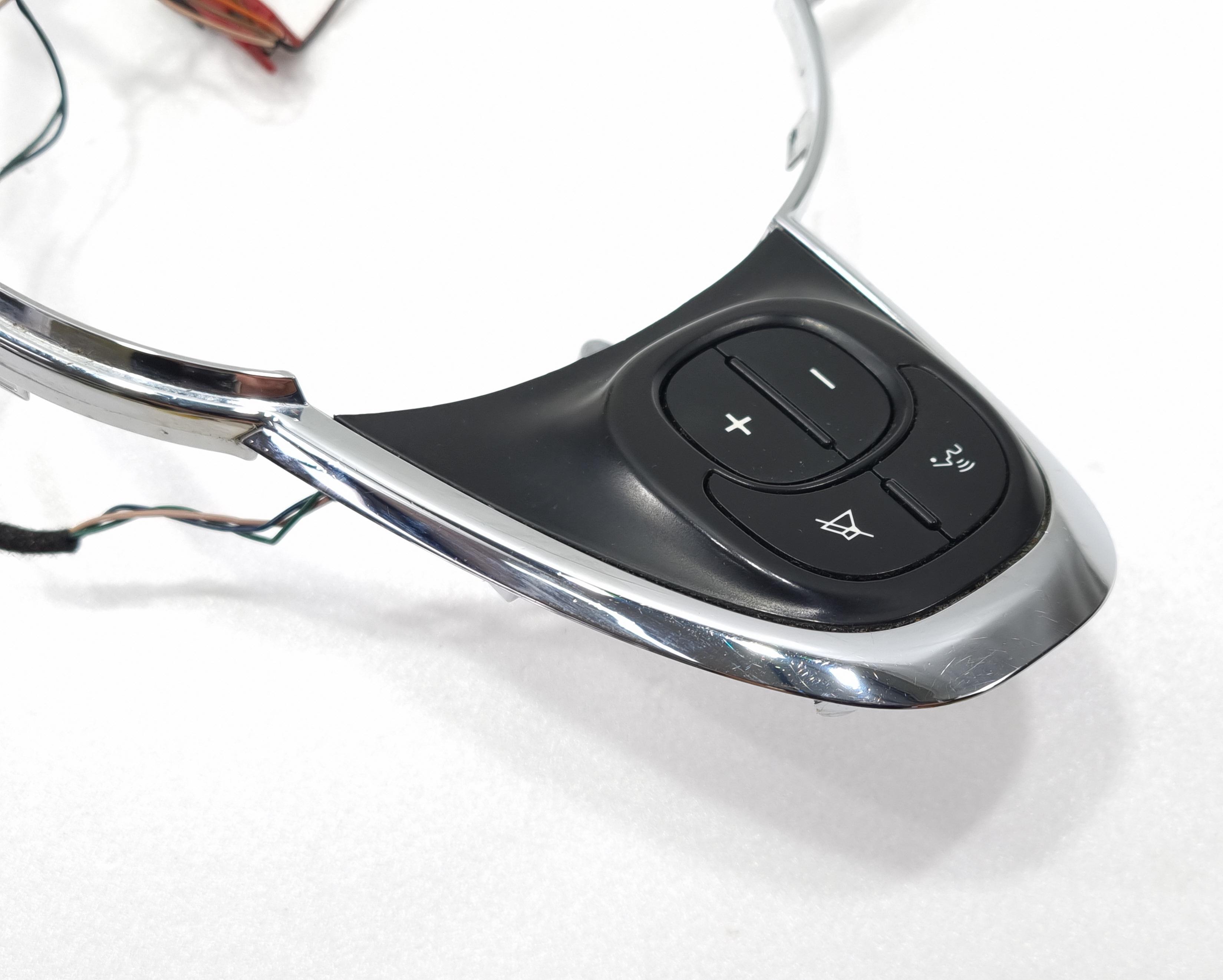 Interfaccia Per Comandi Al Volante Compatibile Fiat Bravo Dal 2008 In Poi, Necessario Specificare Tipo Di Cavo Dopo L'Acquisto