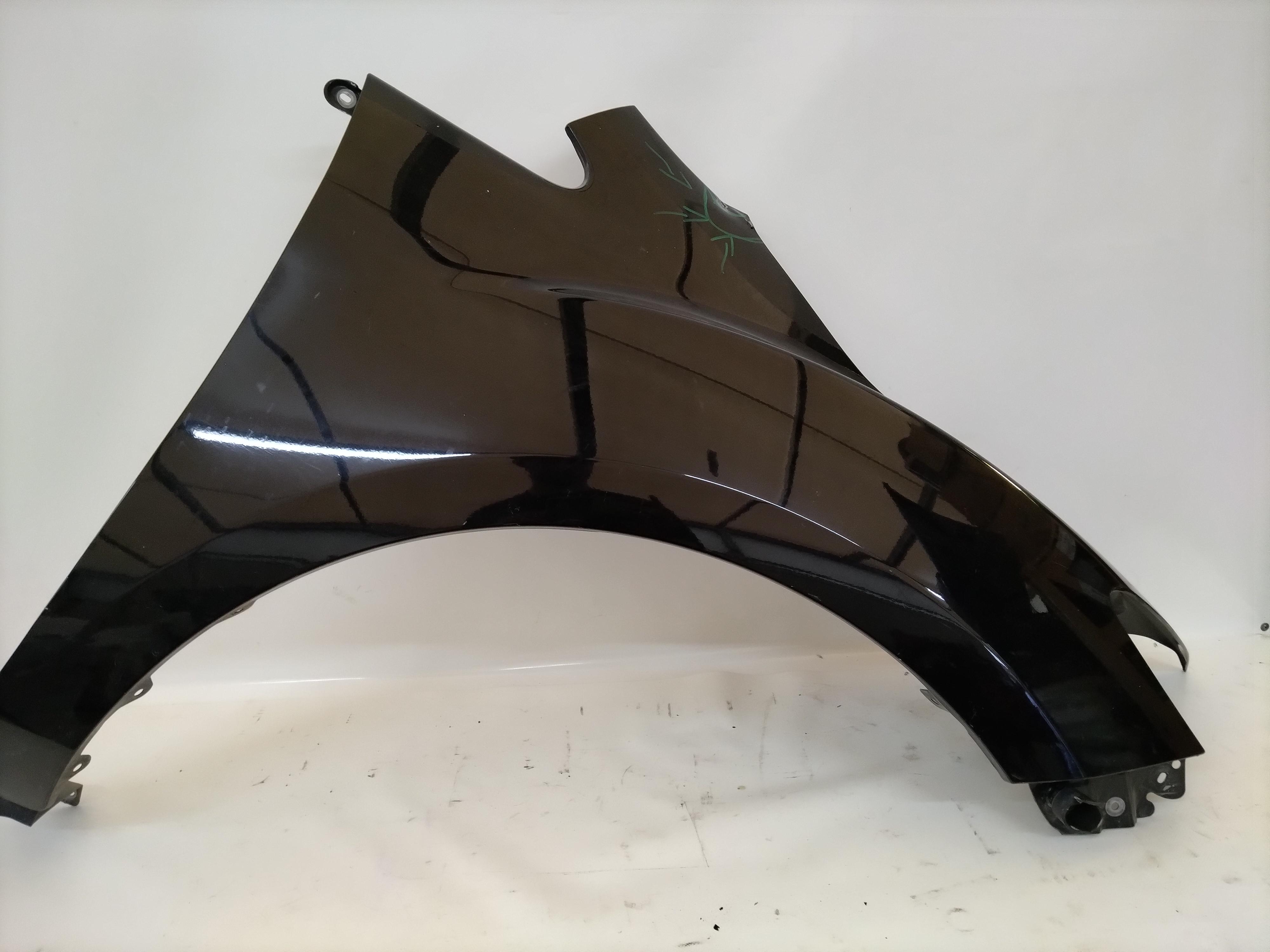 Barra parafango Mazda DN4E-51W21 MX-30