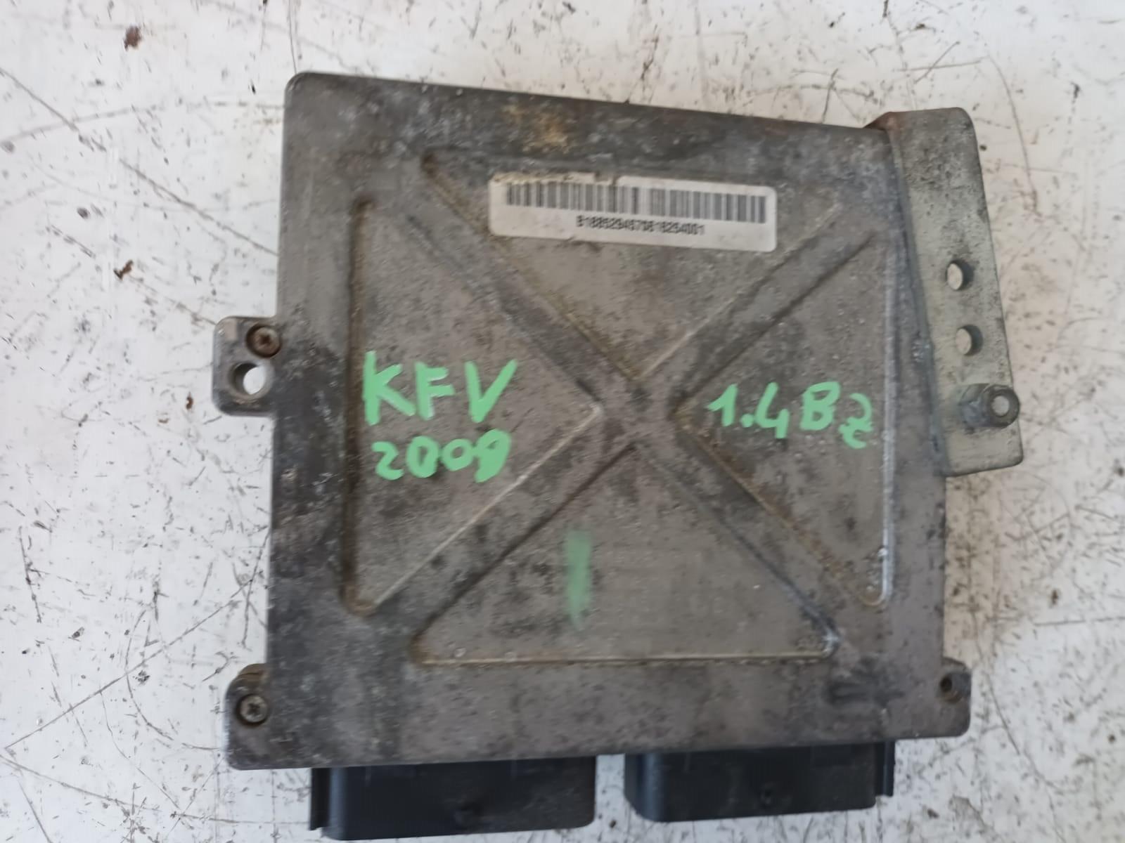 Mini Centralina Per Bombola Gas GPL 2 Attacchi Con Regolatore (diverse