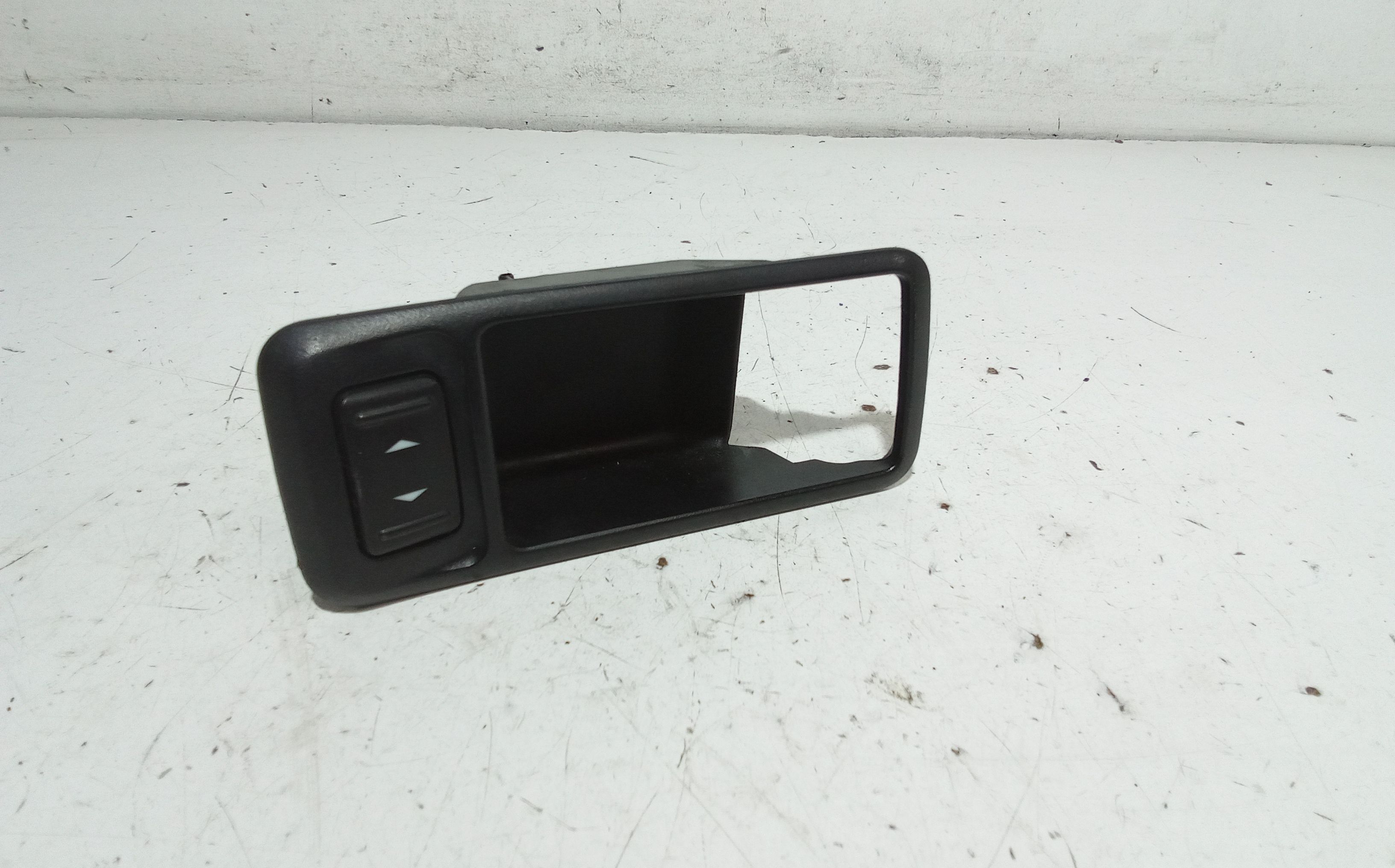 Pulsantiera Anteriore Destra Passeggero FORD Focus S. Wagon 4 Serie