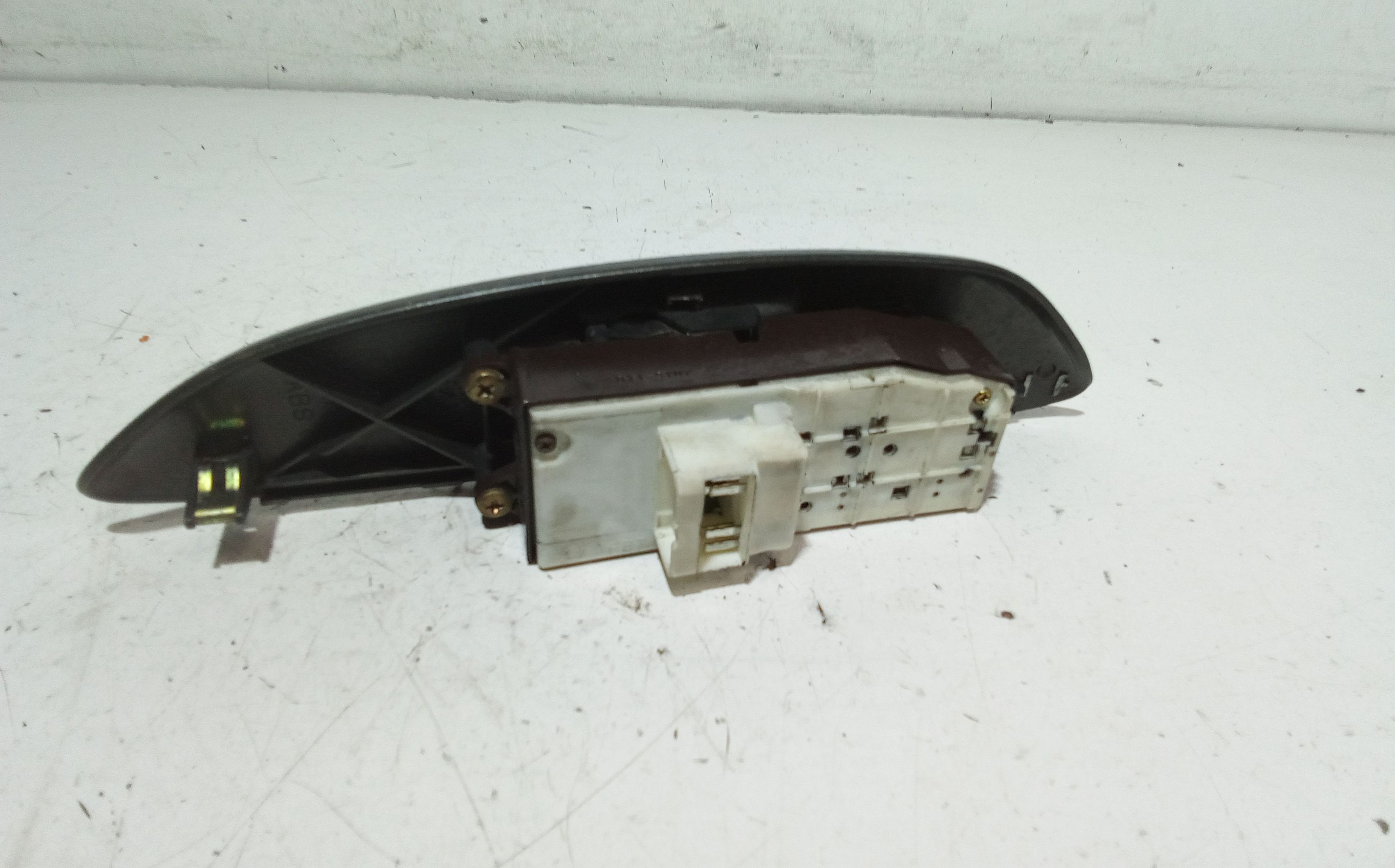 Pulsantiera anteriore sinistra Guida TOYOTA Yaris Serie (03>05)