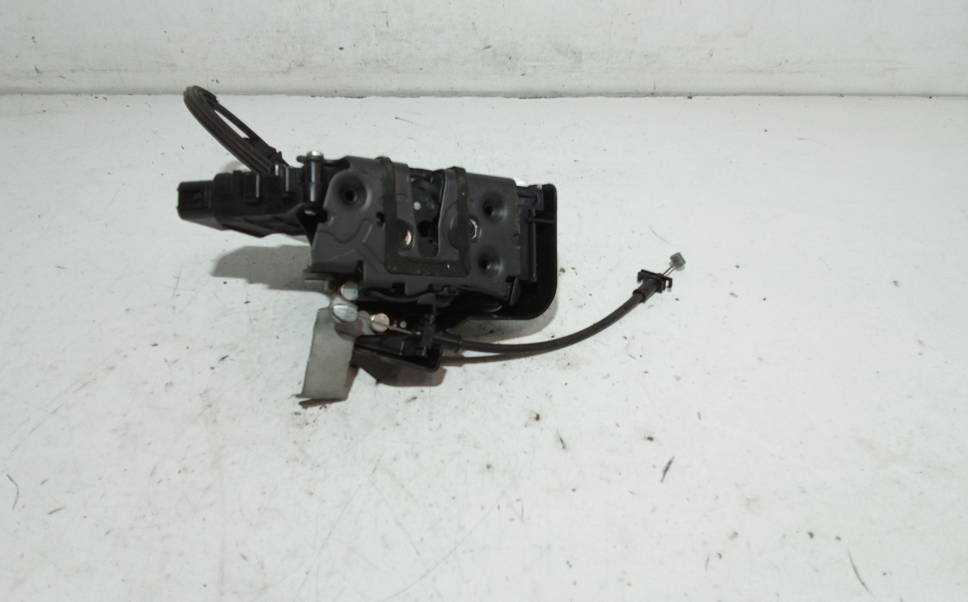 Serratura Posteriore destra FORD Focus S. Wagon 4 Serie