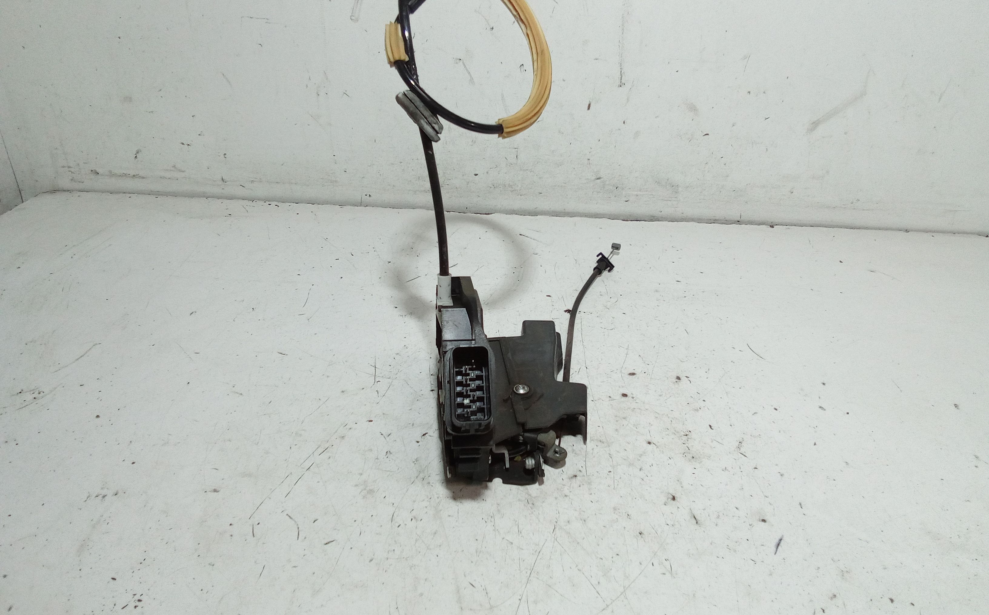 Serratura Anteriore Sinistra FORD Focus S. Wagon 4 Serie