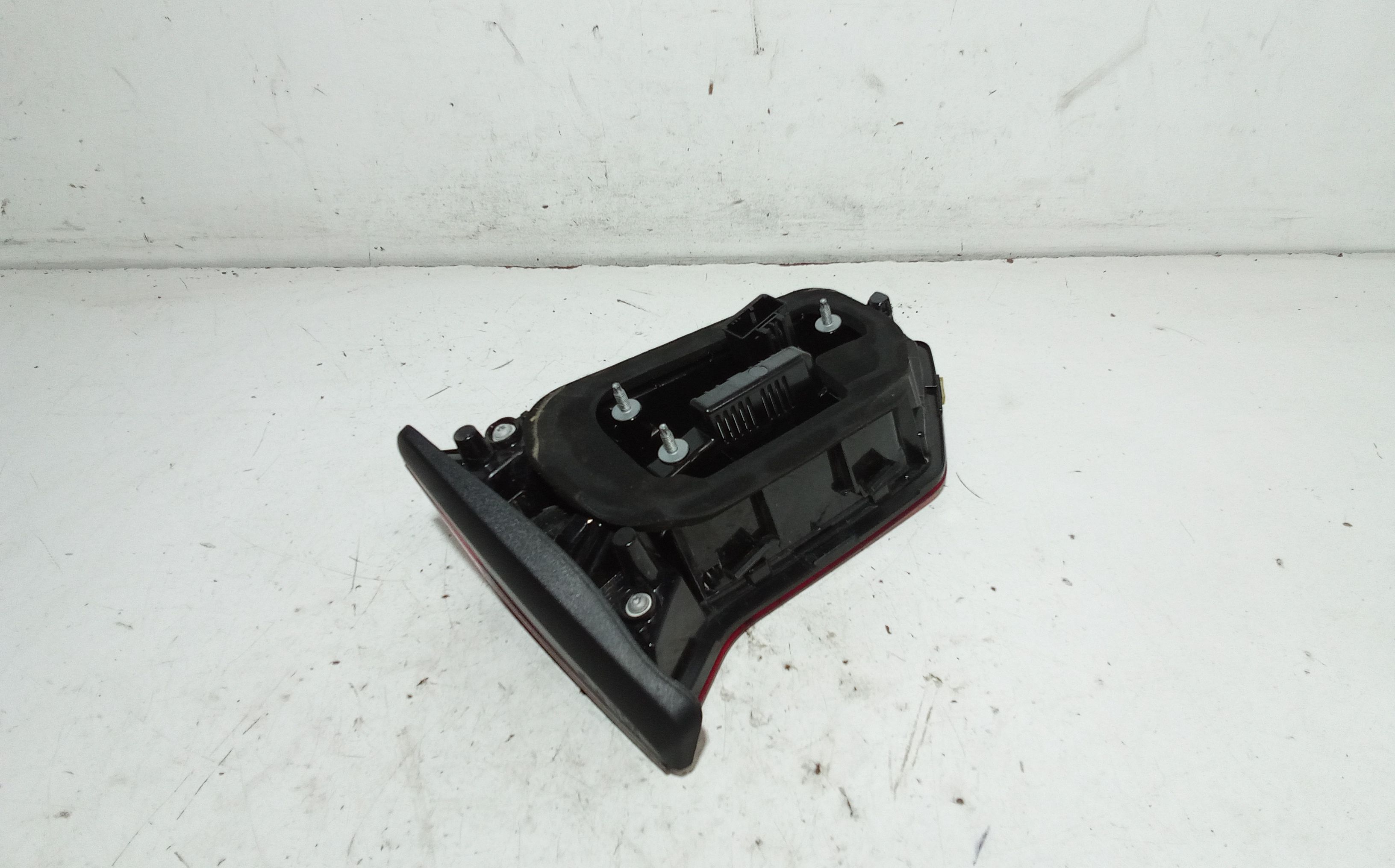 Stop Posteriore Destro Integrato nel Portello VOLKSWAGEN T-Roc Serie