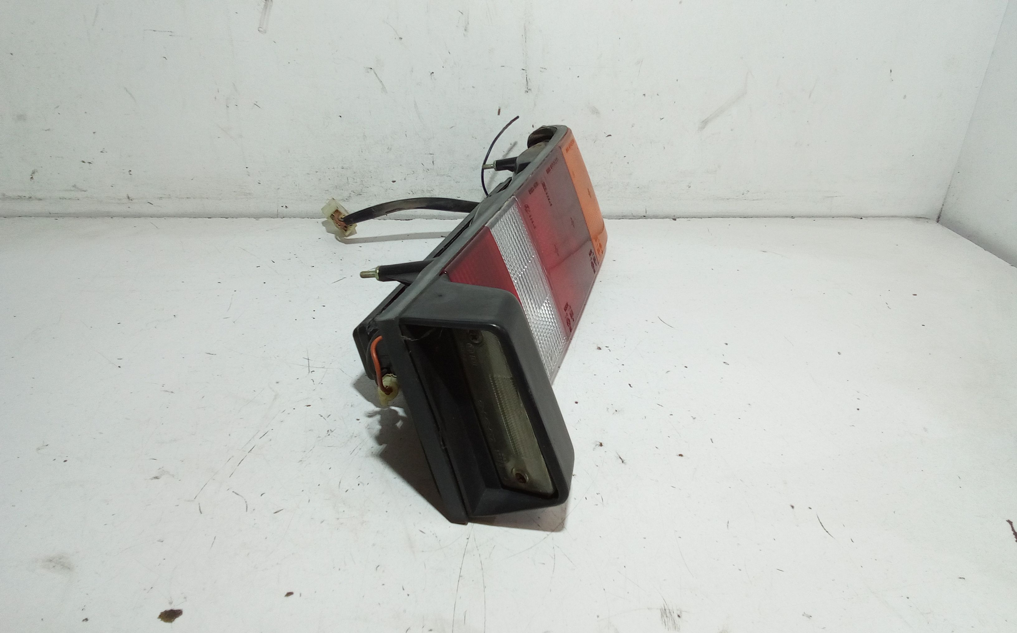 Stop fanale Posteriore sinistro lato Guida LANCIA Trevi Serie (828_) (80>87)