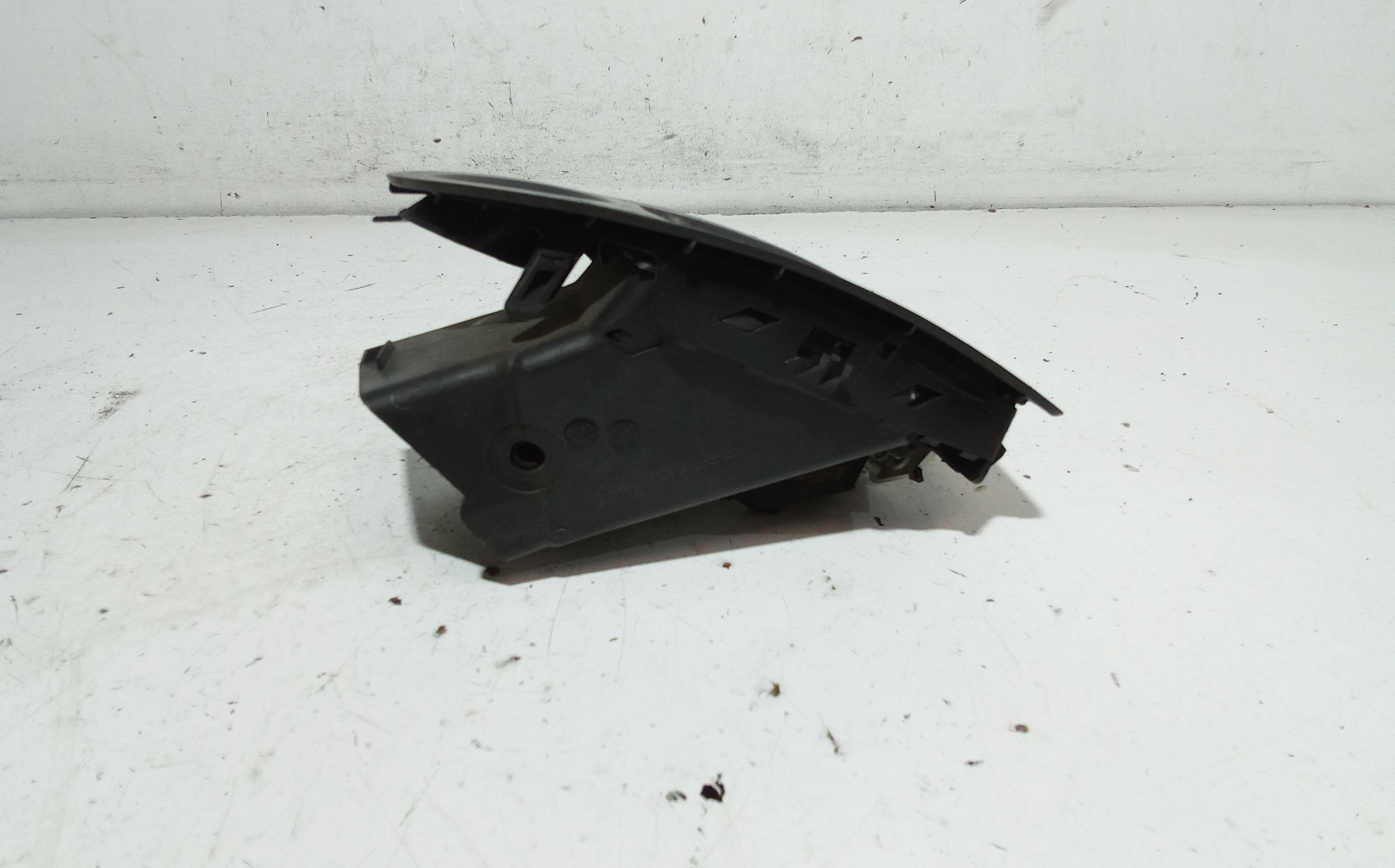 Bocchetta aria cruscotto lato guida RENAULT Megane ll S. Wagon (06>08)