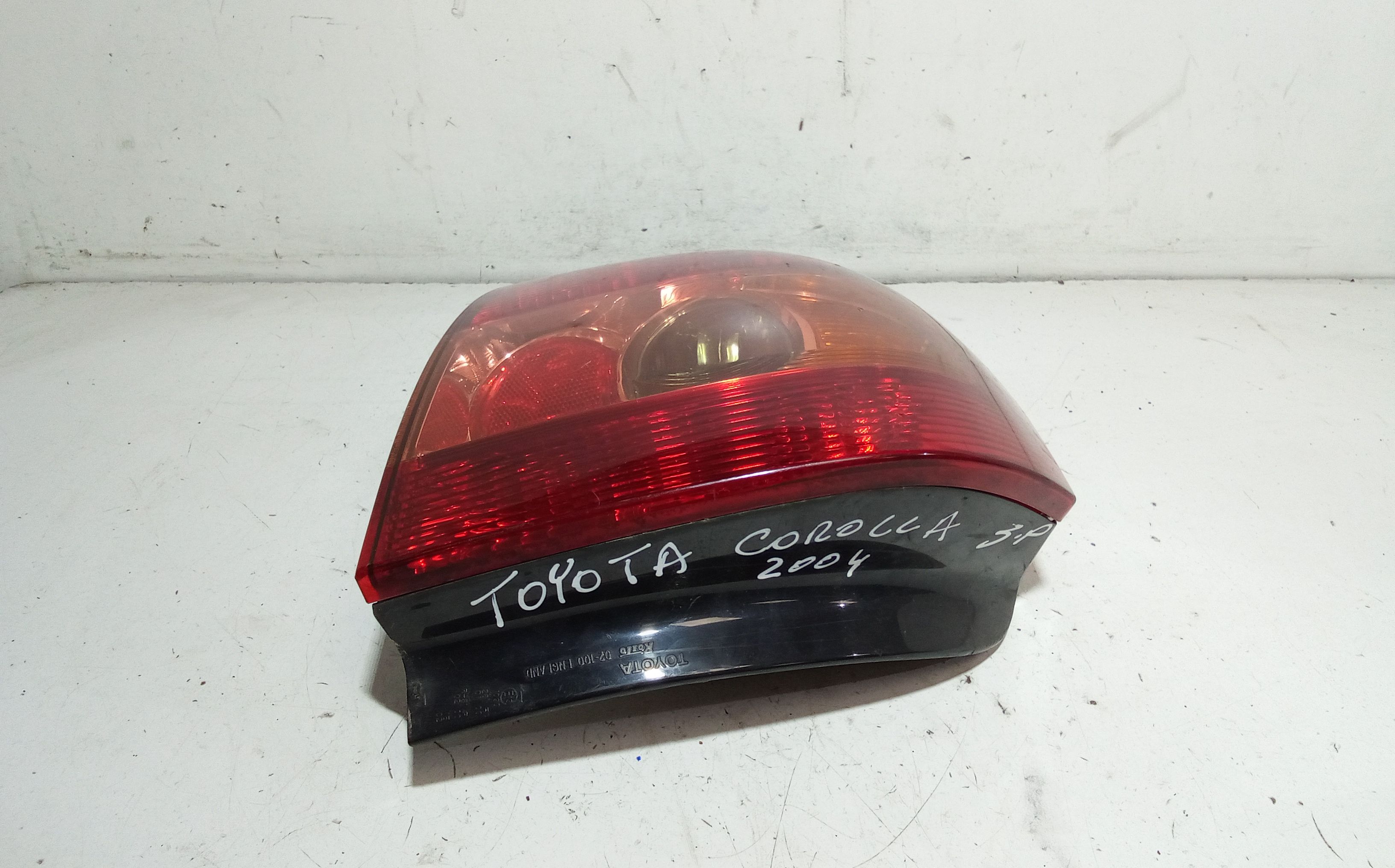 Stop fanale Posteriore sinistro lato Guida TOYOTA Corolla Berlina 4 Serie