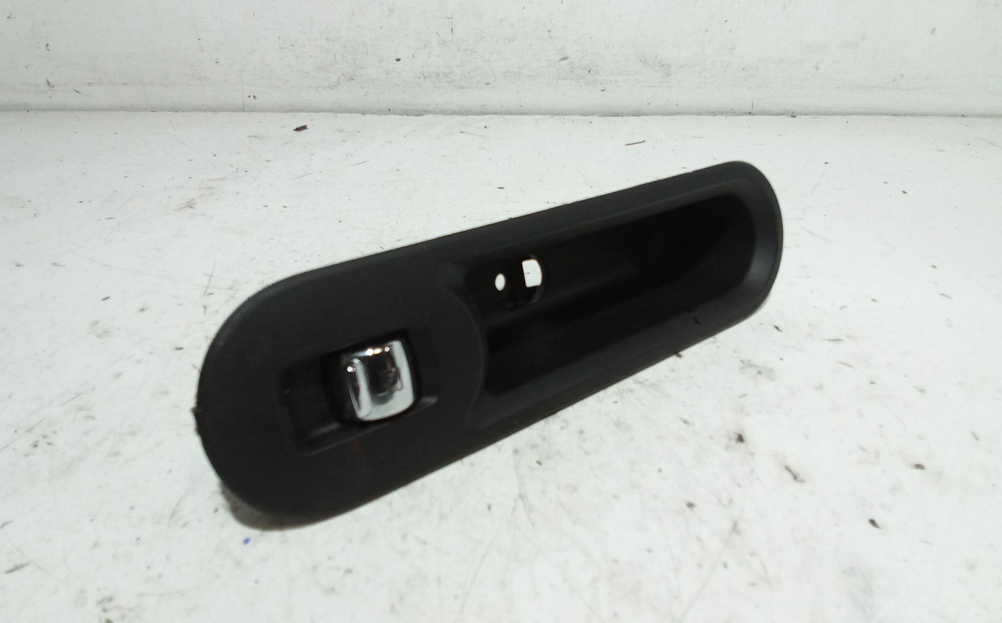 Pulsantiera Posteriore Sinistra MINI Countryman S (16>)