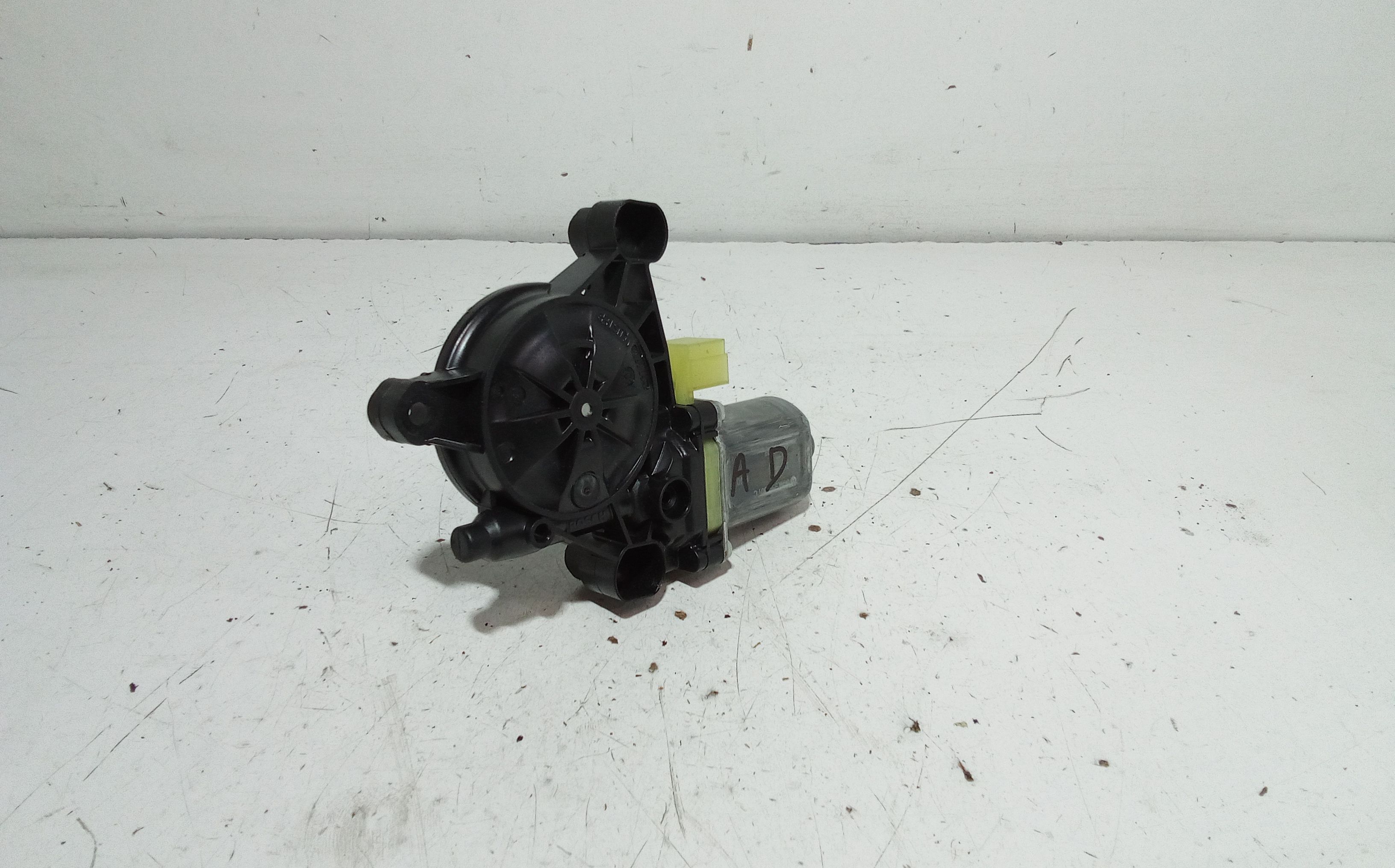 Motorino Alzavetro anteriore destra VOLKSWAGEN Tiguan Serie