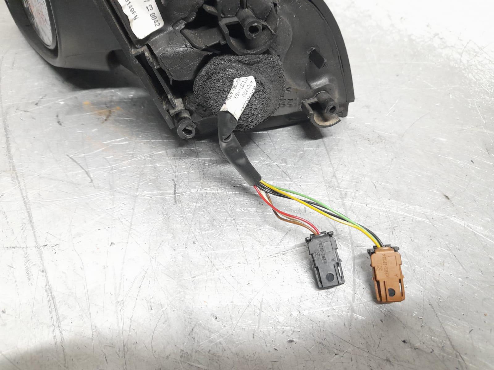 Retrovisore Elettrico Sinistro Per CITROEN C3 PICASSO Dal 2008 - Specchio Cromato, Dimensioni 245x325x195 Mm, Colore Nero