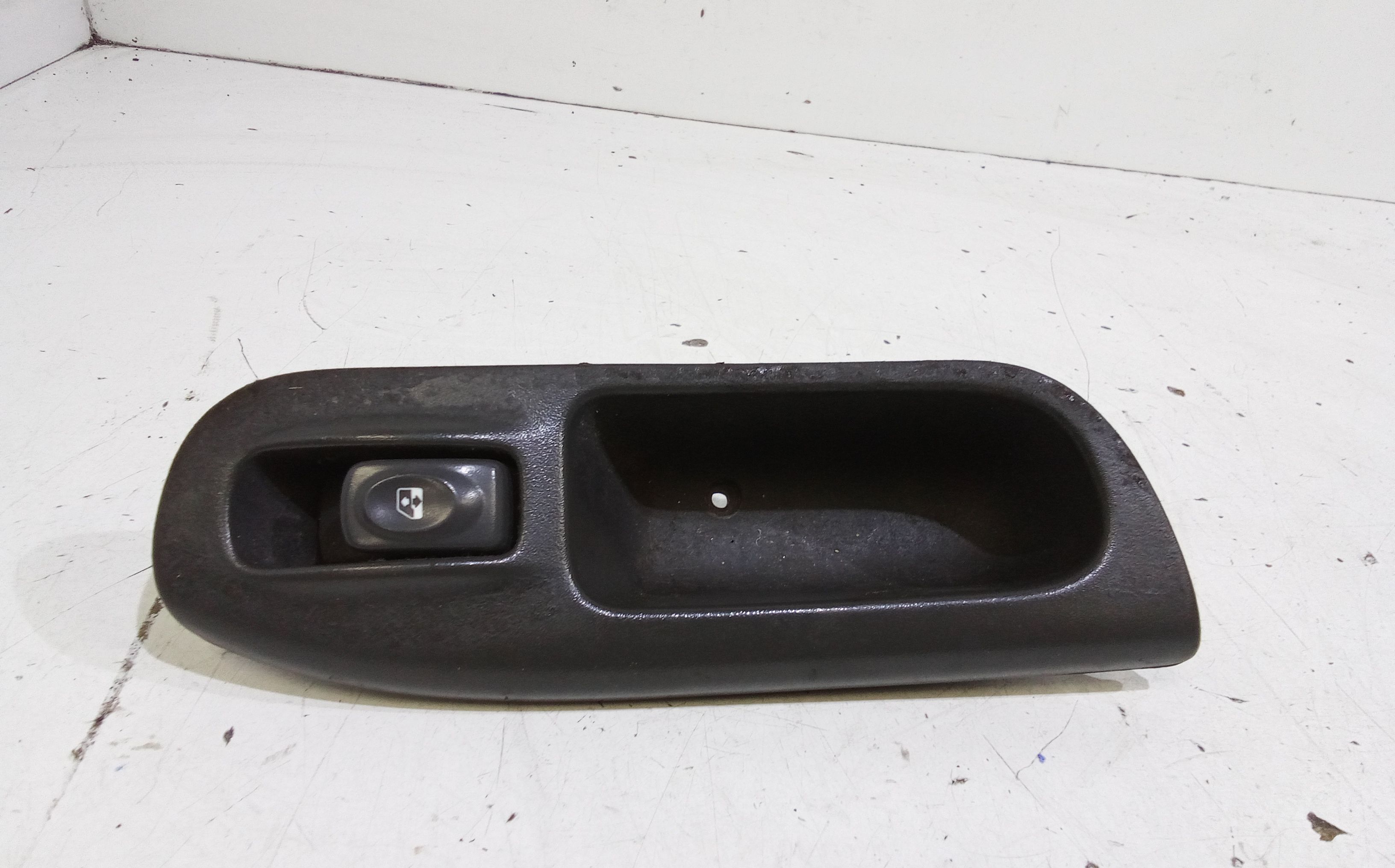 Pulsantiera Anteriore Destra Passeggero RENAULT Megane Scenic (06>)