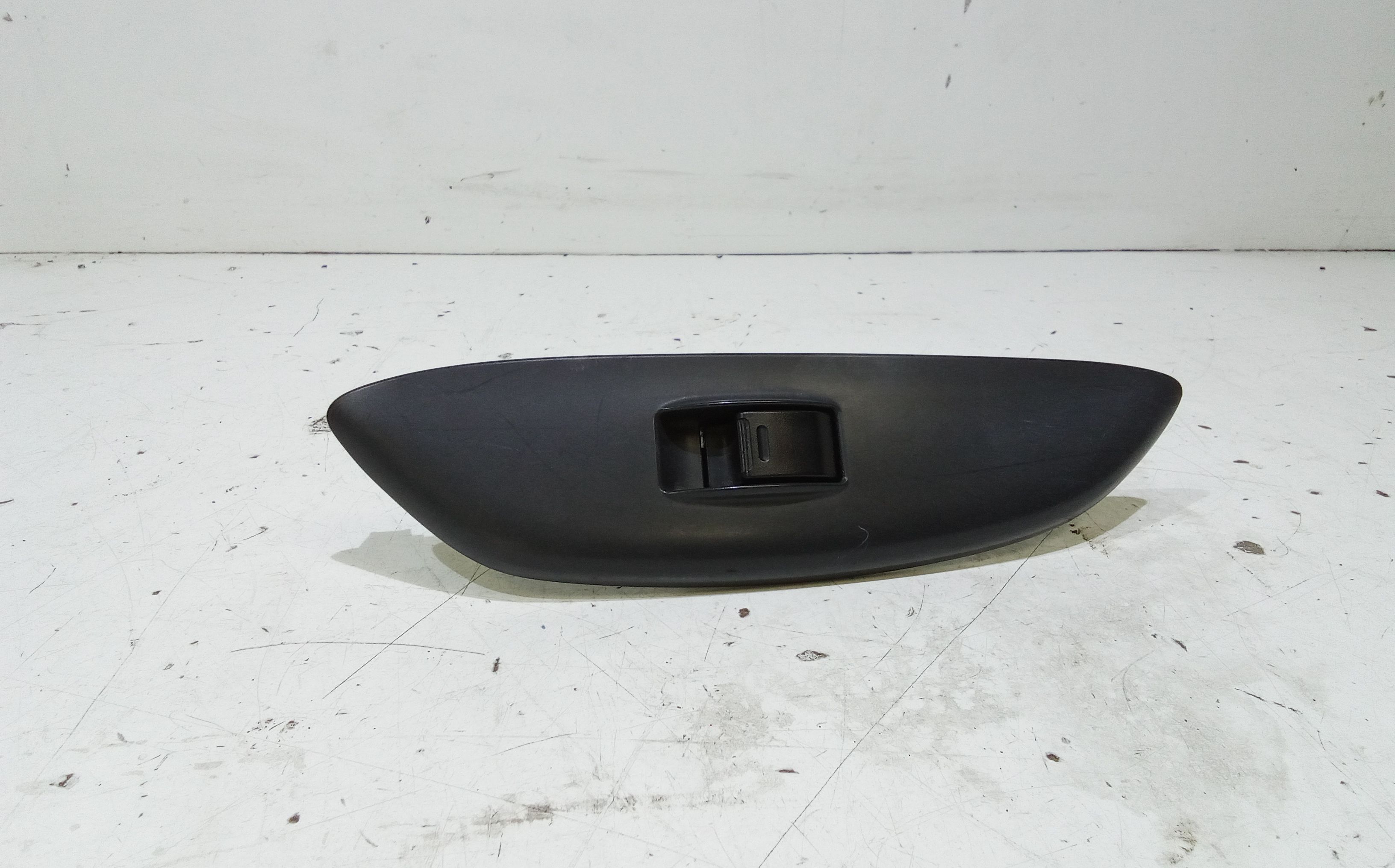 Pulsantiera Anteriore Destra Passeggero TOYOTA Yaris Serie (03>05)