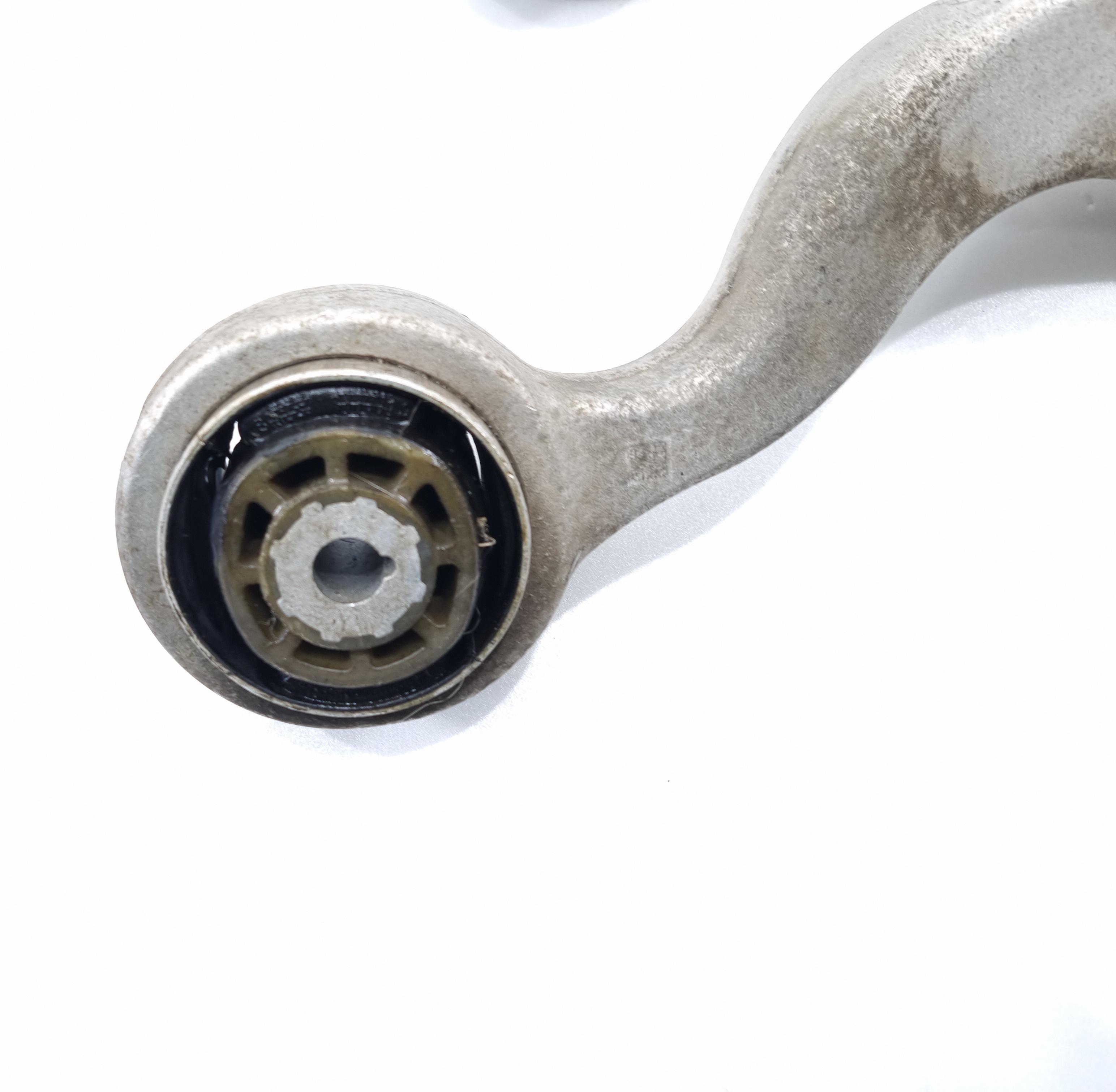 Braccio Oscillante Anteriore Sinistro KW&HP - Per Sospensioni Auto, Kit Pronto Al Montaggio