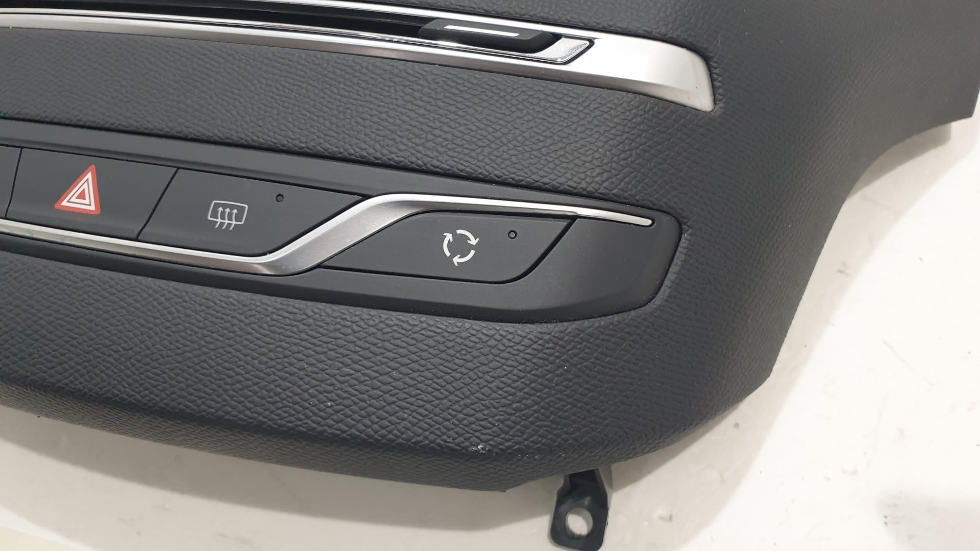 PANNELLO DI CONTROLLO RADIO Kia Niro I (DE) 2021 10R0510675 EUR 39,00 - IT