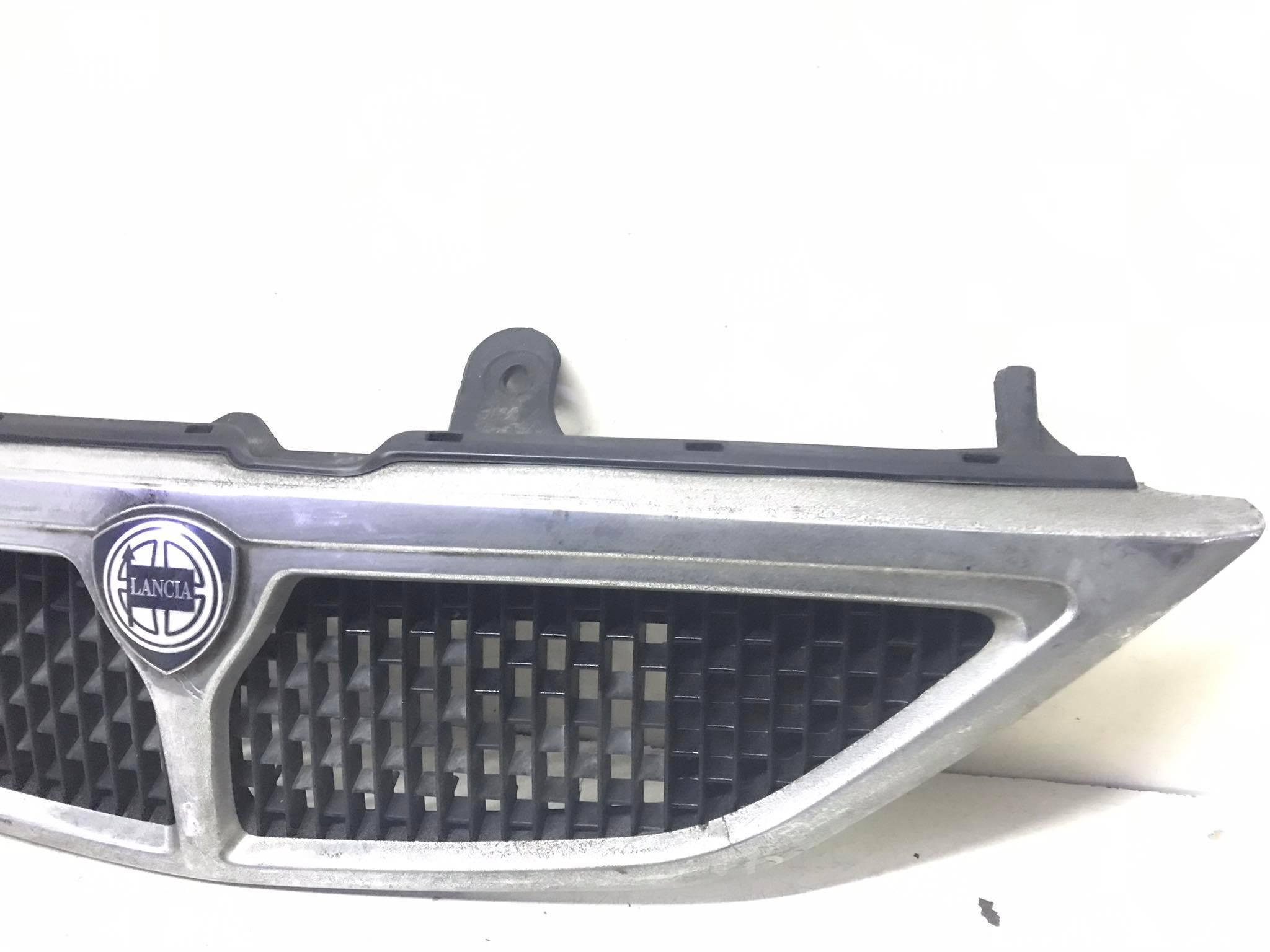 GRIGLIA PARAURTI ANTERIORE/SX C/FENDINEBBIA FIAT PUNTO SPORT/HGT - Foto 4