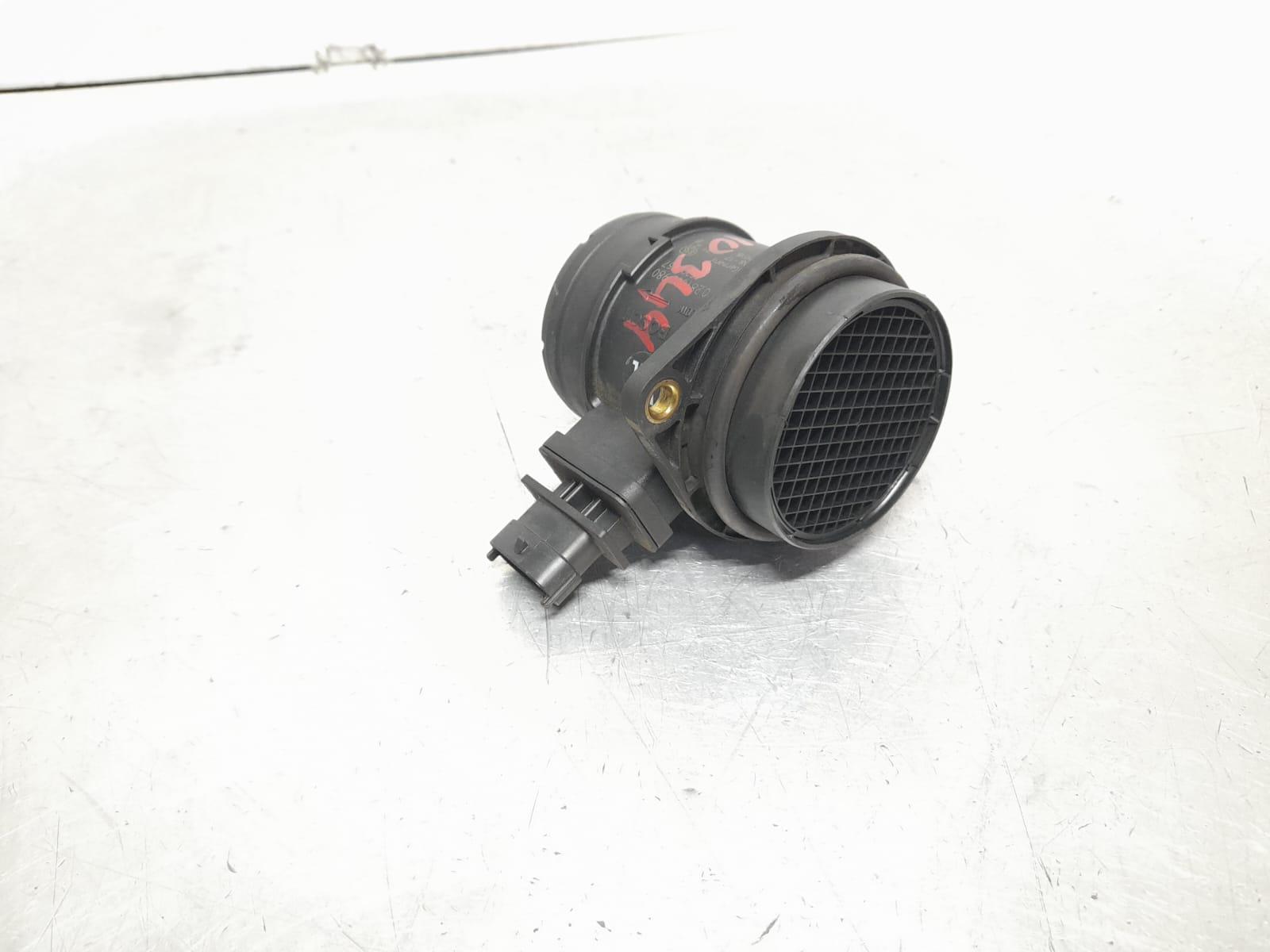 Débitmètre (capteur MAF) Alfa Romeo 147 Phase 2 1.9 JTD 116cv - Occasion Fonctionnel