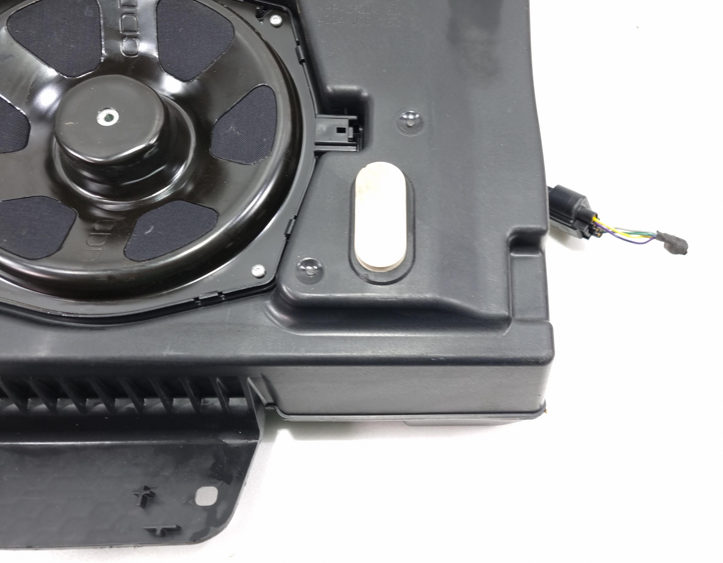 BMW E84 E90 E91 E92 E93 Droit Intérieur Roue Arc Housse 51717159190