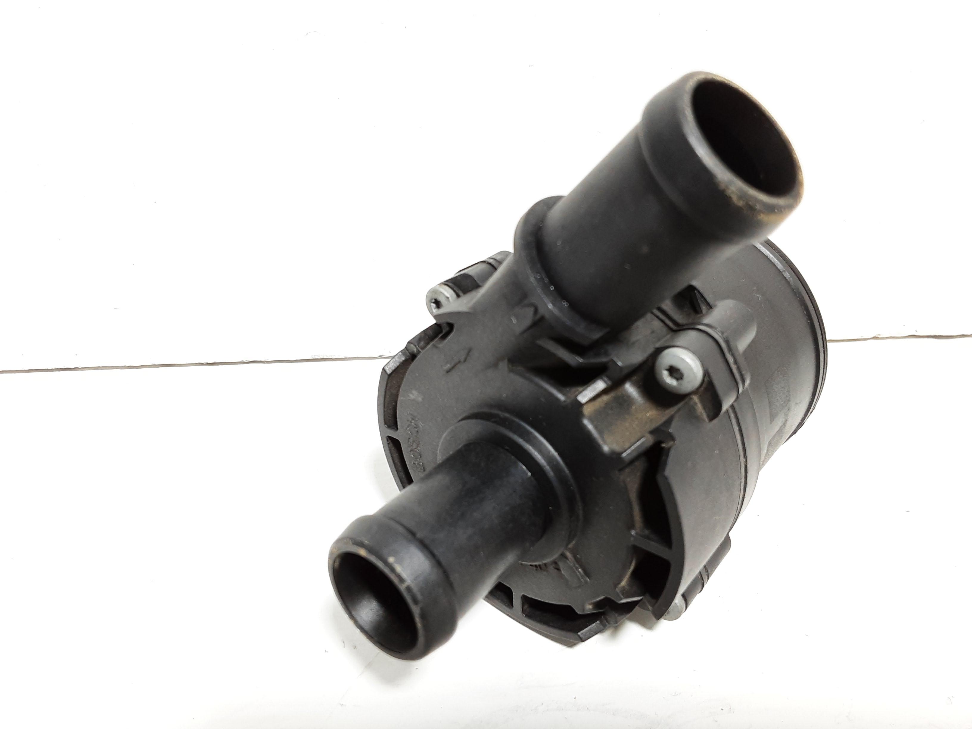 POMPA ACQUA AUSILIARIA 059121012A per Audi A4 B8 A5 A6 Q3 Q5 Q7 VW Maggiolino Touareg EUR 68,34