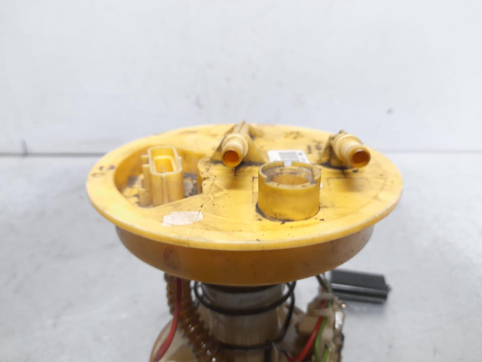3m51-9275-pompa-carburante-volvo-v50-1-serie-2000-diesel-100-kw-136