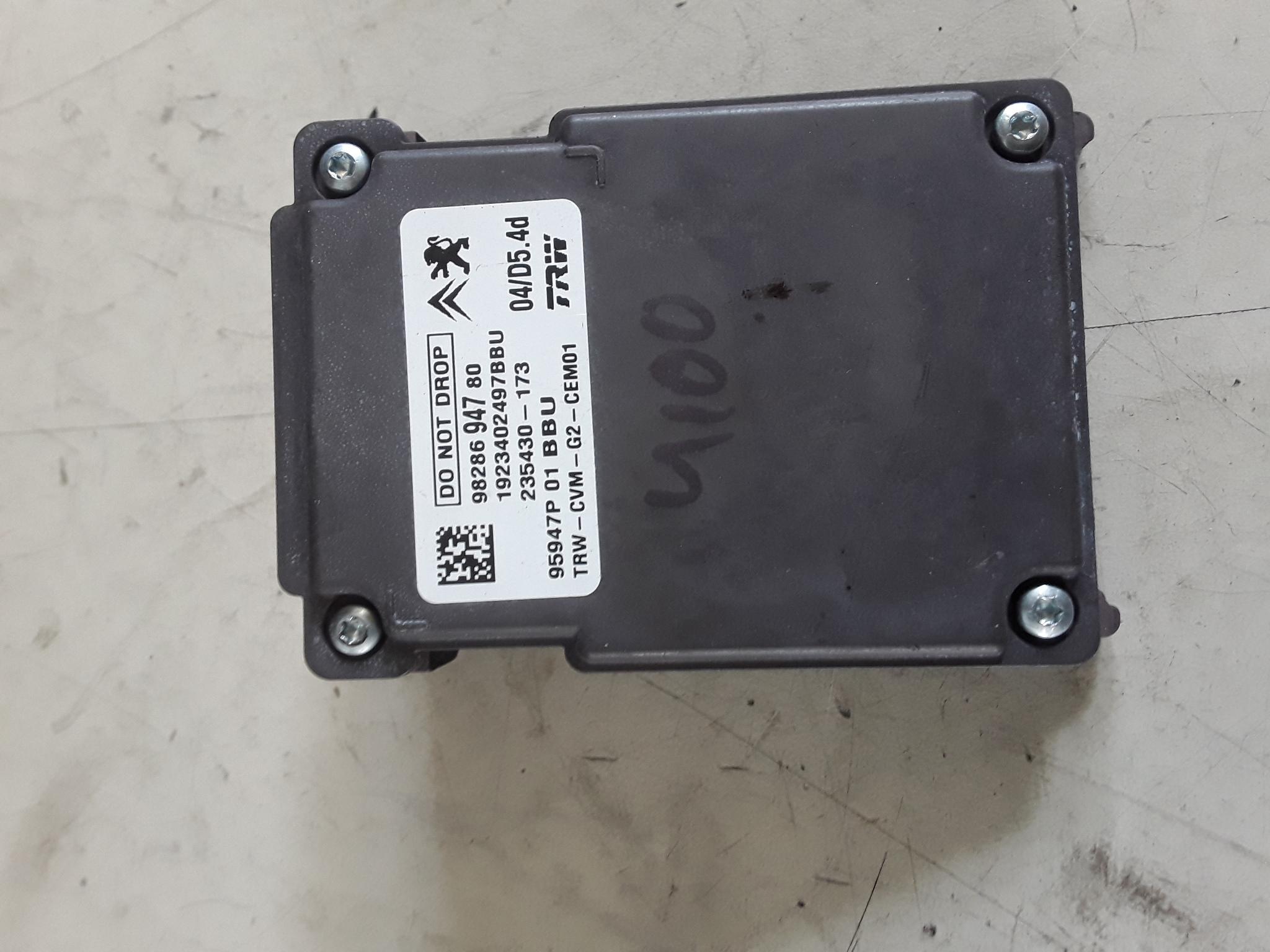 Telecamera Anteriore Per Auto Minifinker - Visione Frontale NTSC 648x480 Pixel - Compatibile Con Mazda 2, 3, 5, 6, CX-5, CX-7, CX-9