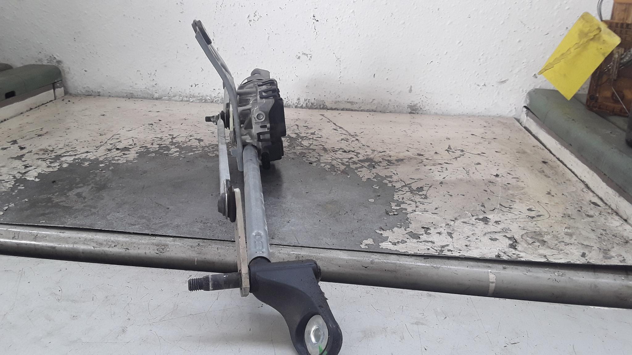 Parafango anteriore destro Mercedes W123 | Grigio Senza Fregio