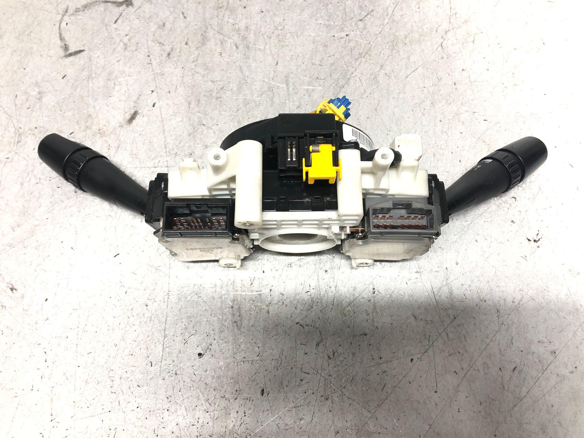 Interruttore Devioluci Per Kia Sportage 2011-2015 | OE 93410-1X031 | Segnalatori E Fari | Materiale ABS Resistente