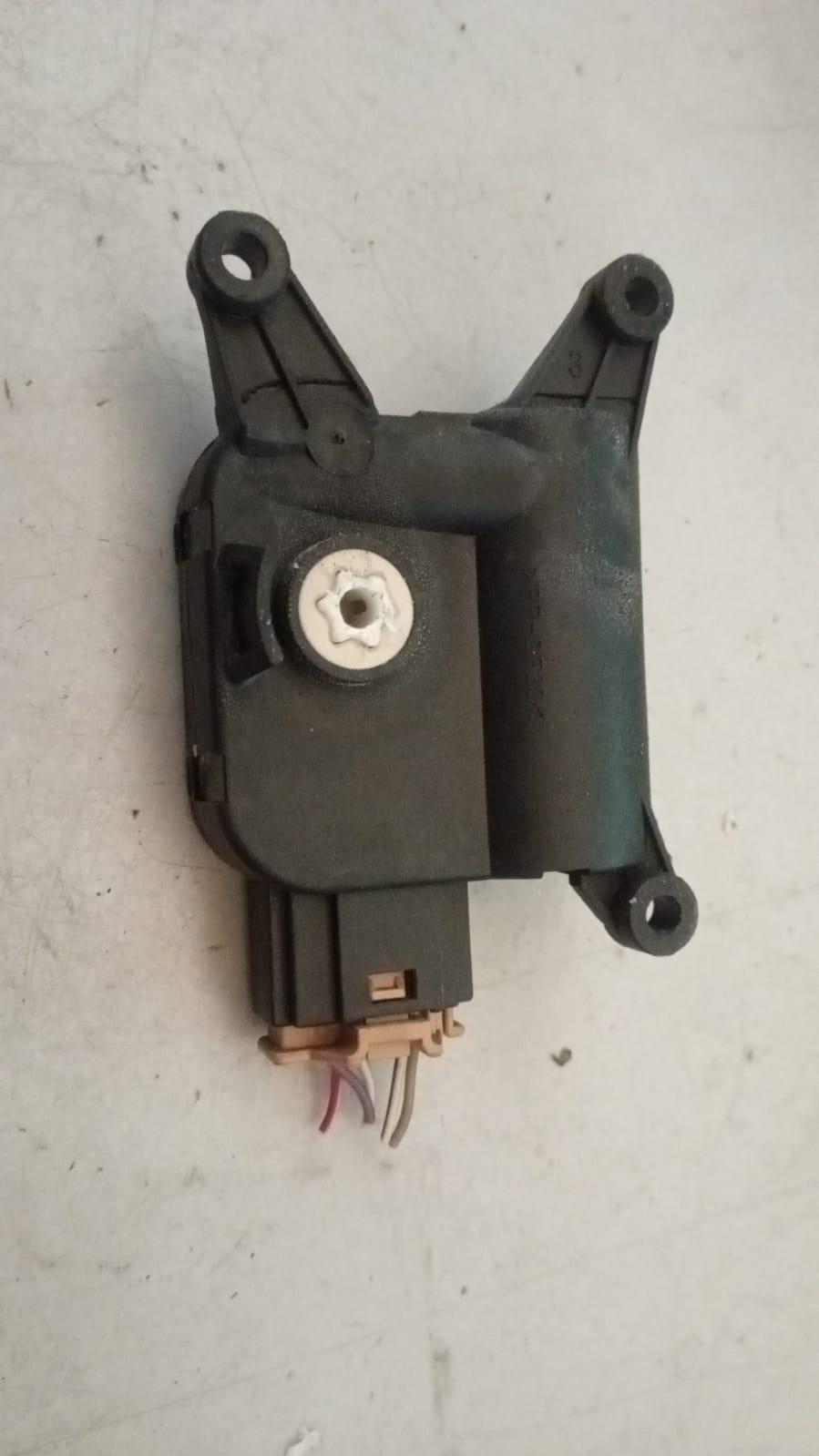 LANCIA PROFILI 1,2,3 洋書 LANCIA PROFILI 1,2,3 洋書 From the original (French