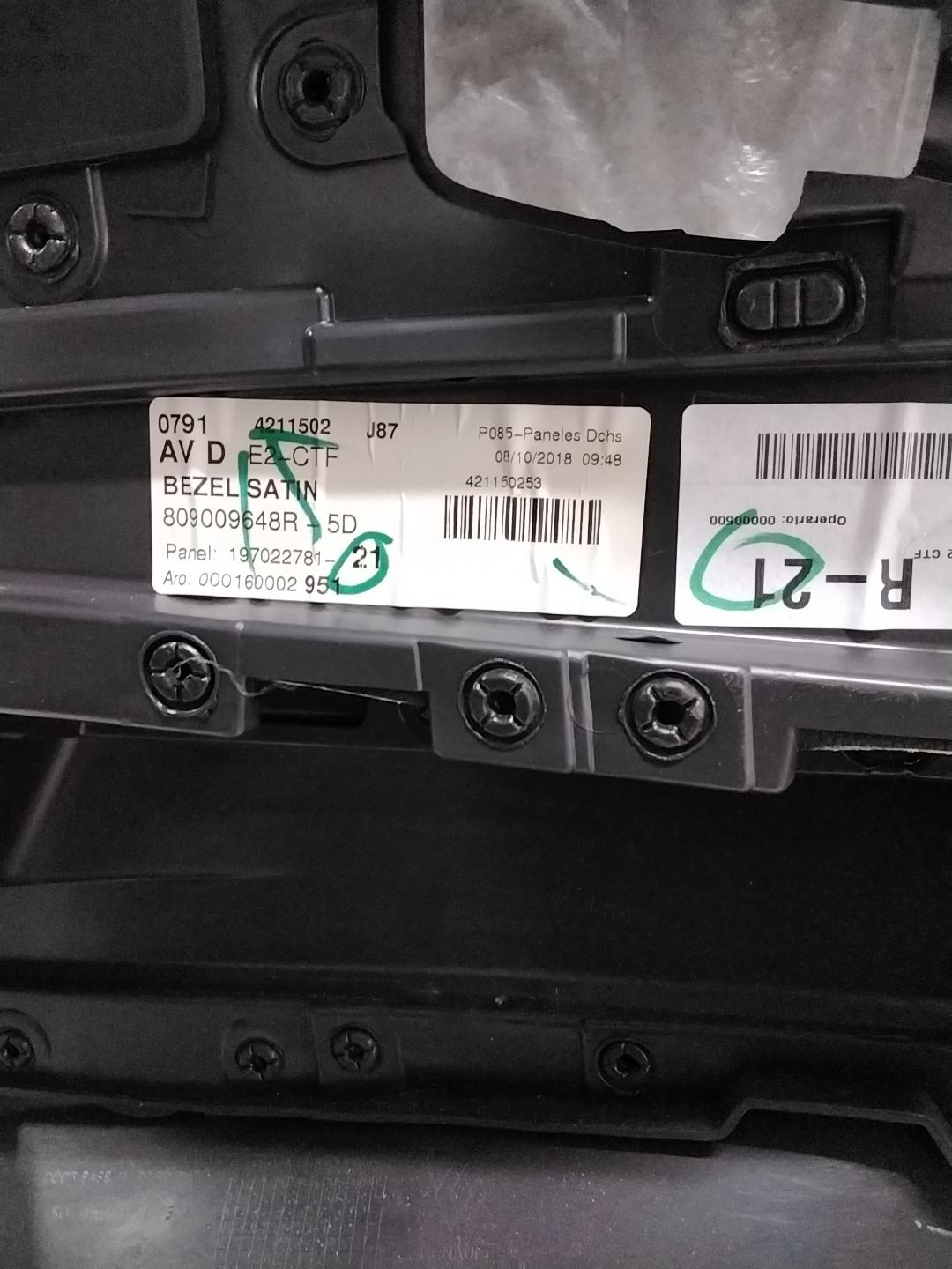 Poignée De Porte Avant Droite Pour Nissan Qashqai J10 - Référence 80950-JD000