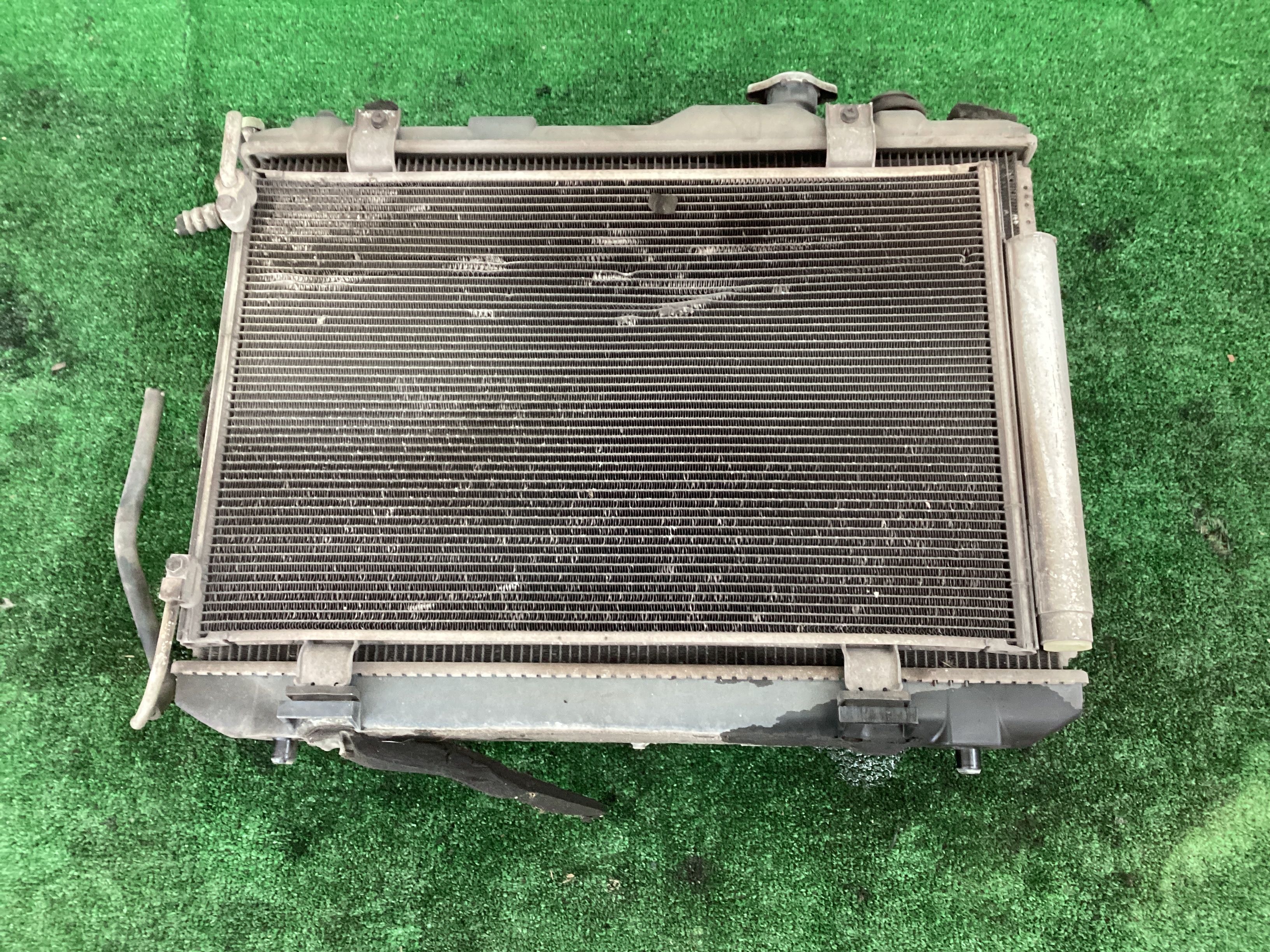 thumbnail image 2 of APO Radiator For Suzuki Swift SF413/SF310 1989-1999 & Holden Barina MB/ML 1985-1994 2 of 4