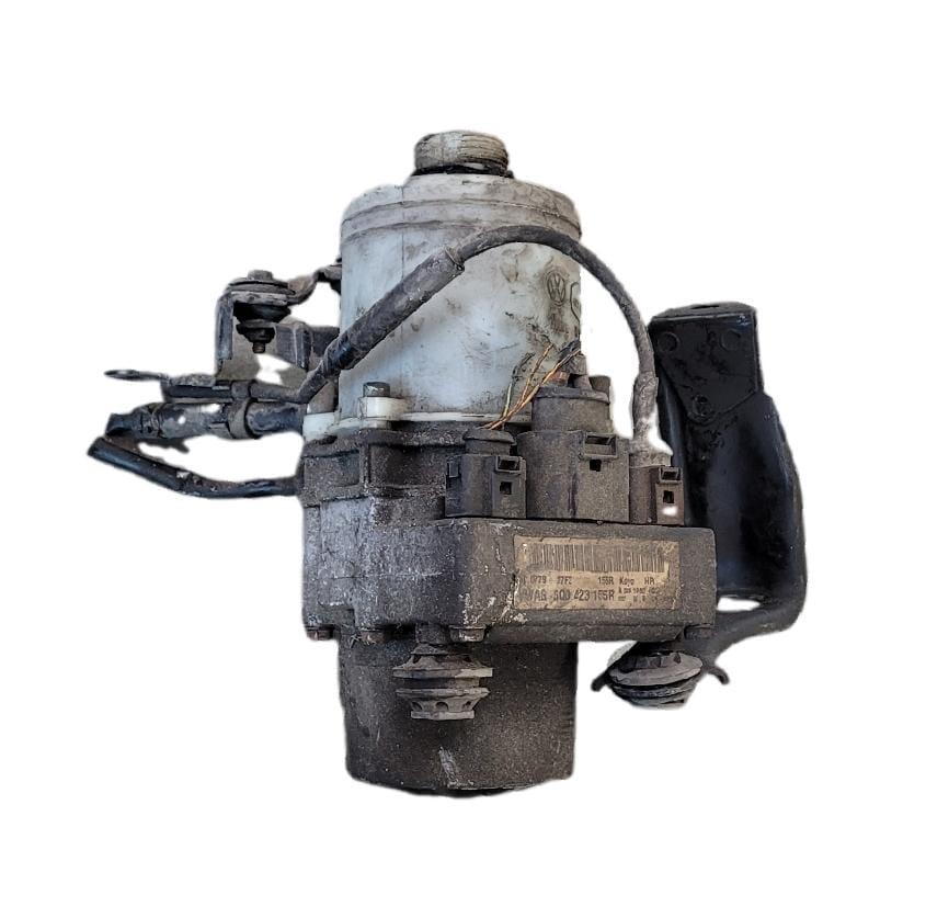 Pompa Servosterzo Seat IBIZA (6L) (12/01>08/09<) 6Q0423155R Usato