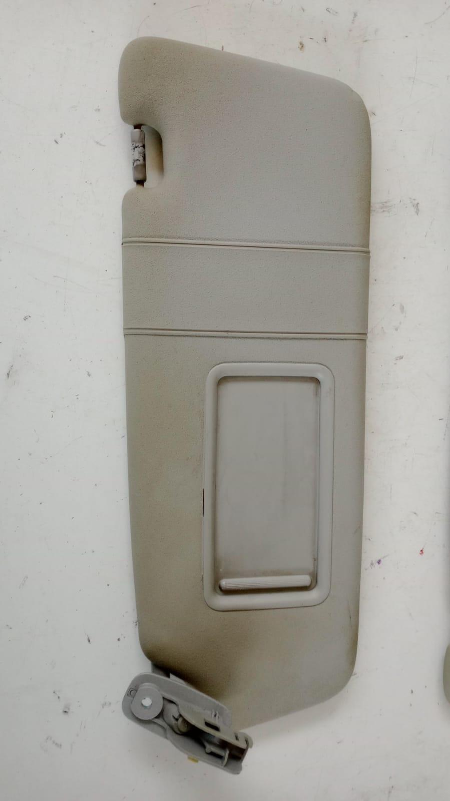 2X Gancio Aletta Parasole Audi A1 A3 A4 A5 A7 B6 B7 B8 Q3 Q5 8e0 857 562 S4 S5 Grigio Fissaggio Tendina Pantina Auto 89255418