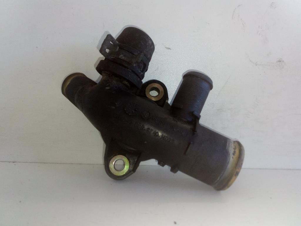 Raccordo Pompa Acqua 9619498980 Usato