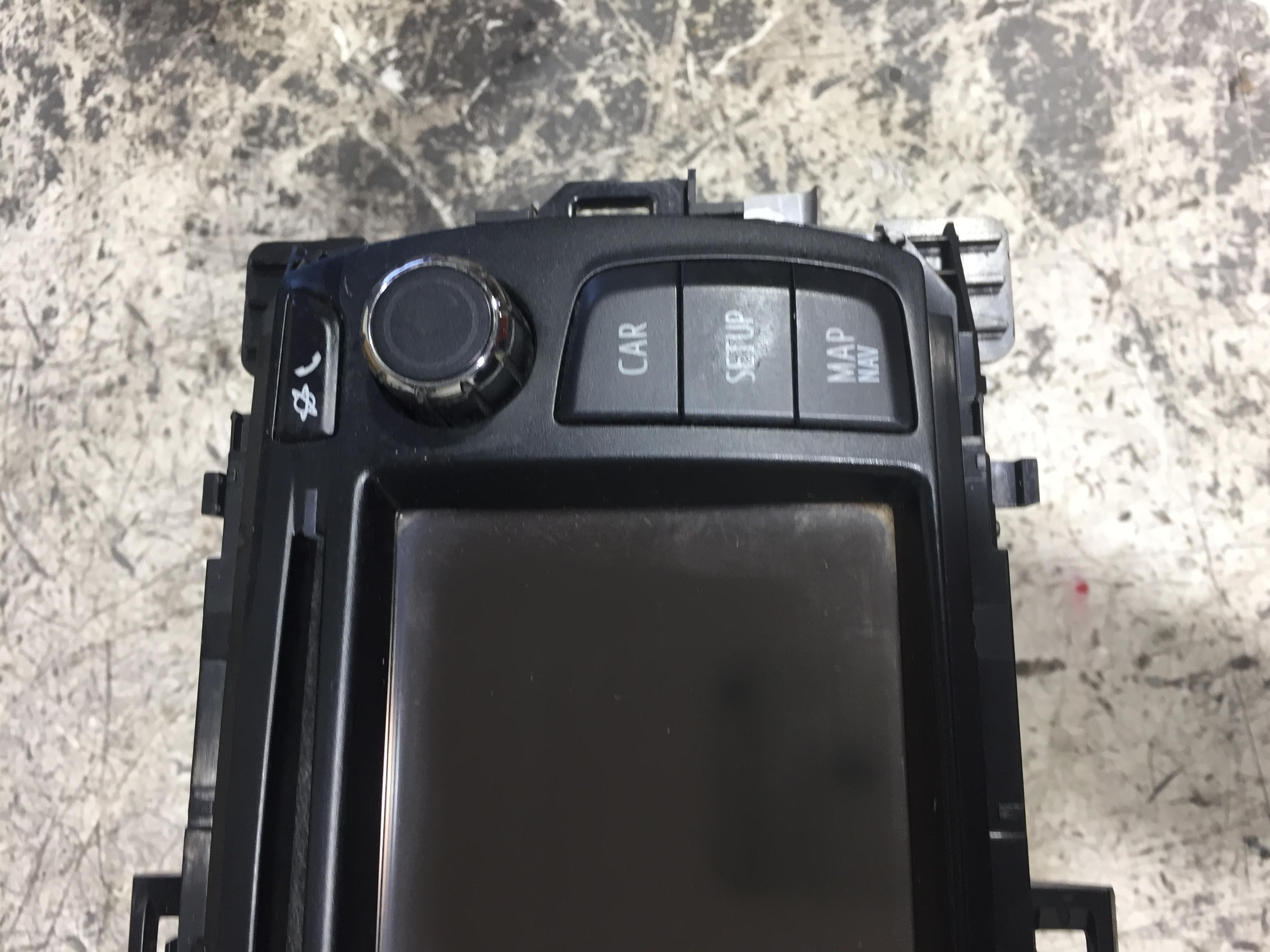 Ecran GPS D'occasion Pour Toyota Yaris - Référence 86140-0D010, Couleur Bleu, Compatible Selon Immatriculation