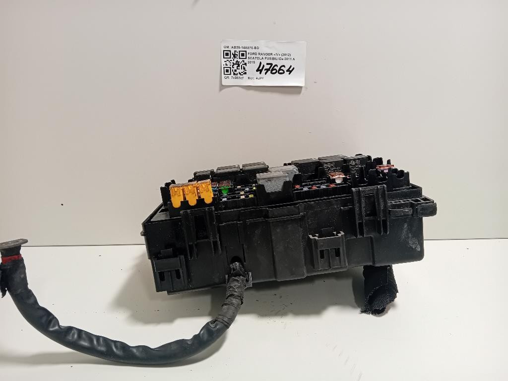 baoページ High Quality Auto Spare Parts Daily Running Light Frame L