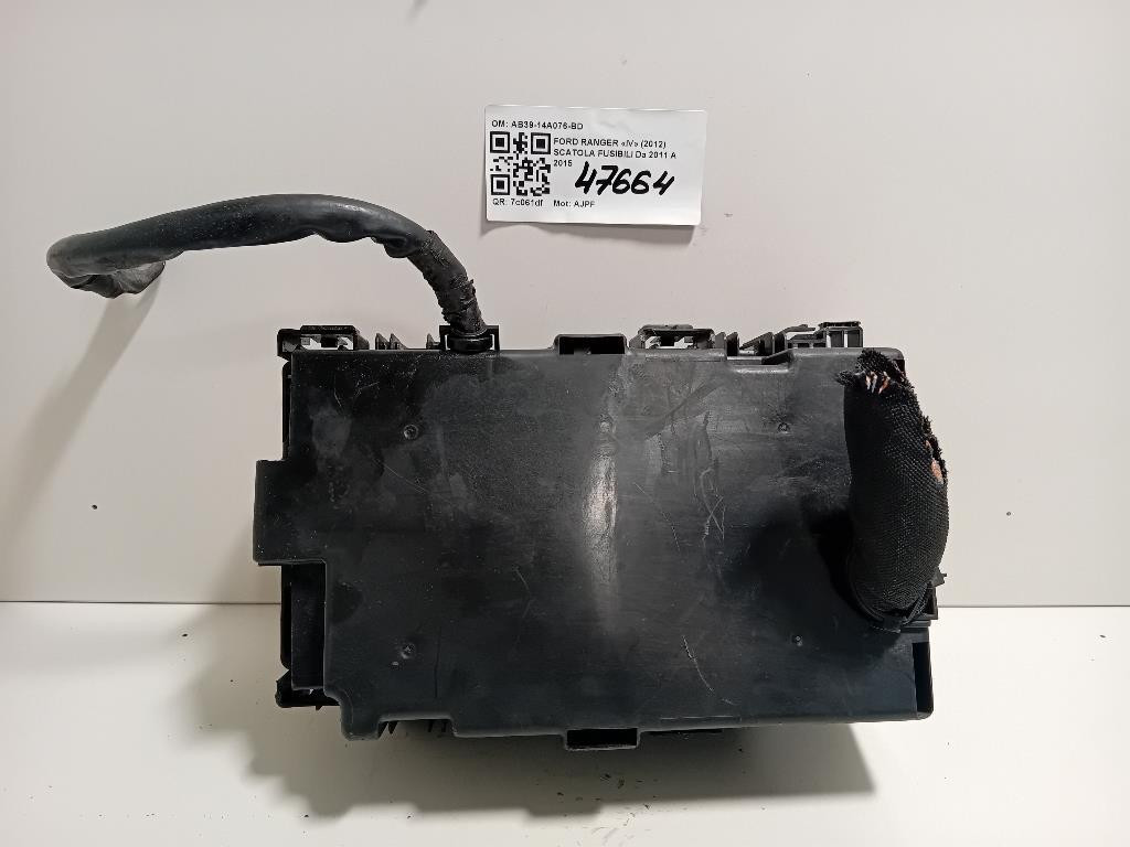 baoページ High Quality Auto Spare Parts Daily Running Light Frame L