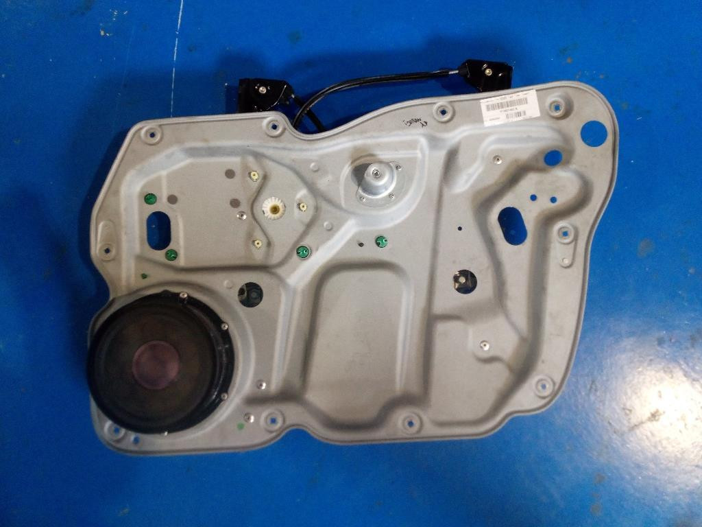Alzacristallo Elettr. Porta Ant. Destro 1T1837462B Usato