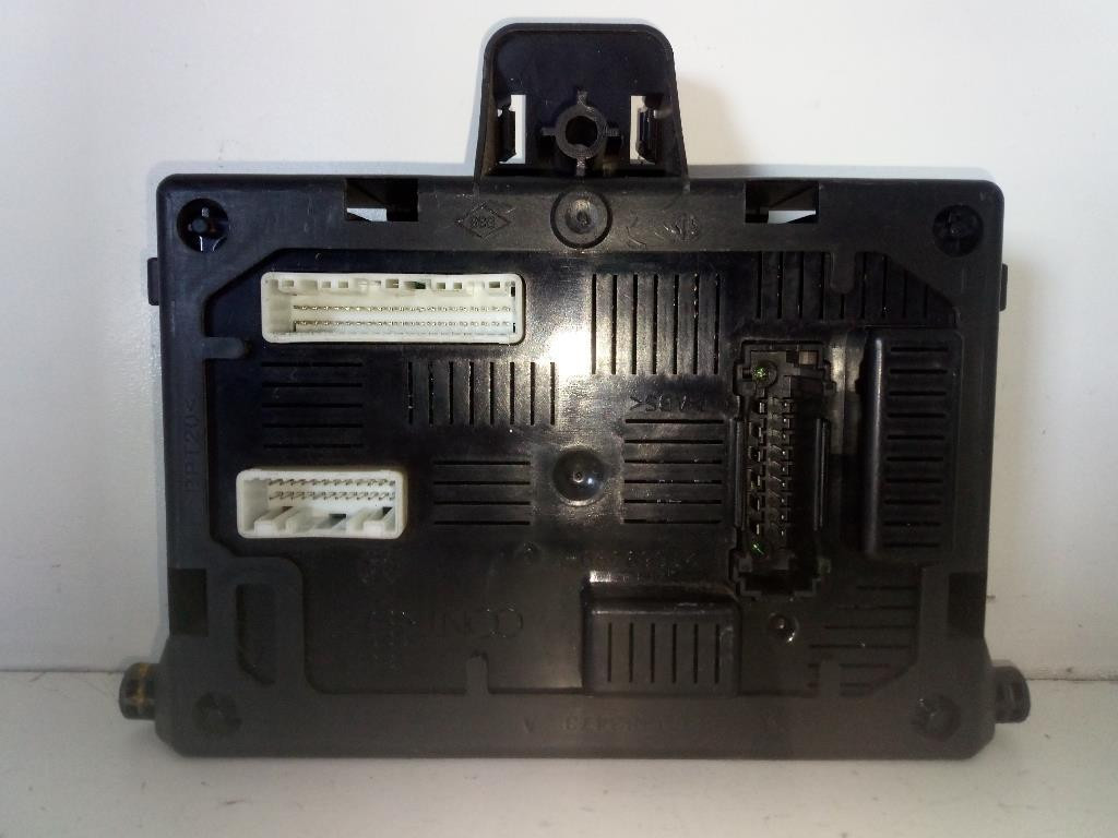 Body Computer 8200652285 Usato