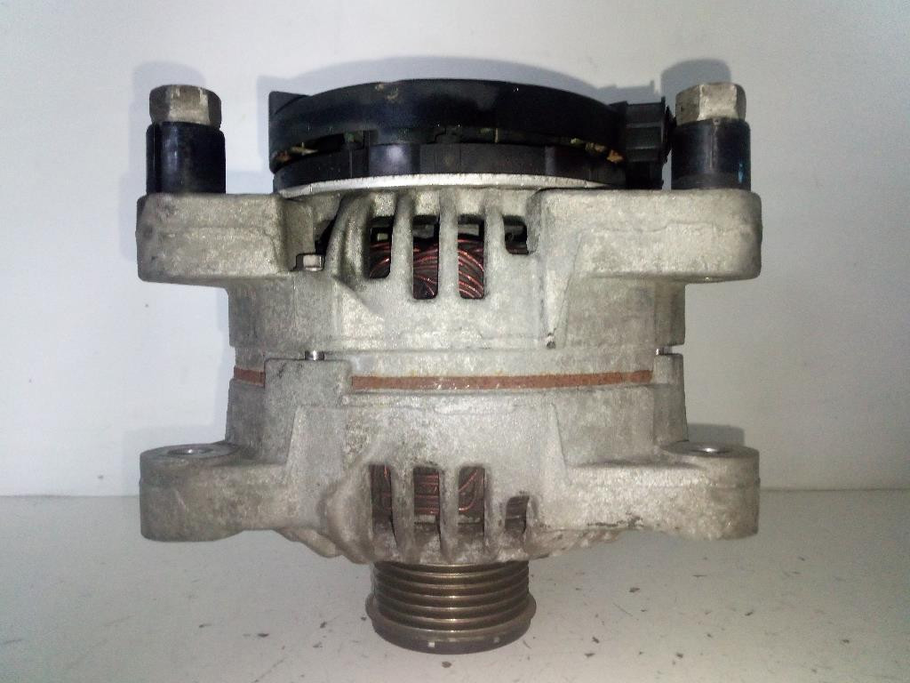 Alternatore 0124525126 Usato