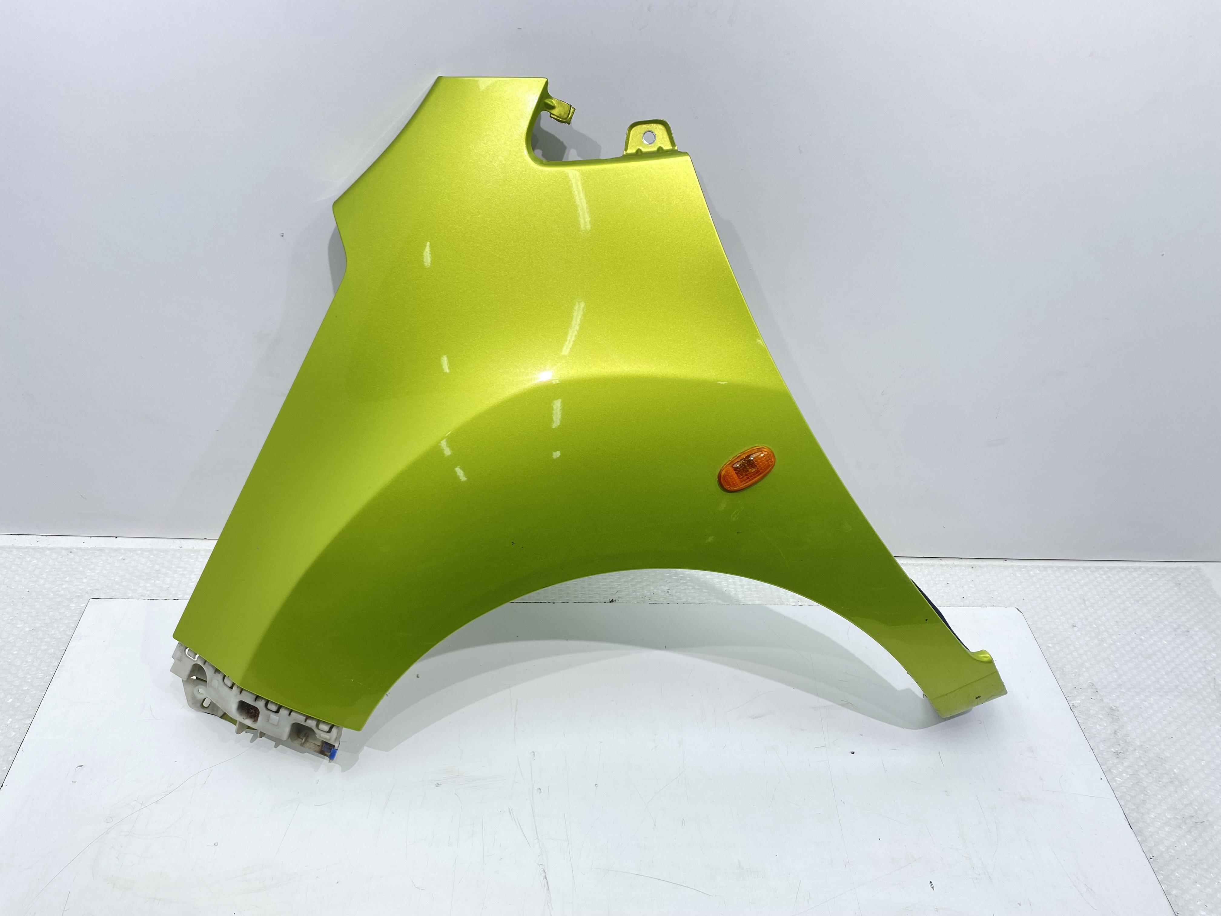 PARAFANGO ANTERIORE SINISTRA Con Foro Distanziatori Non Verniciato Per - Foto 10